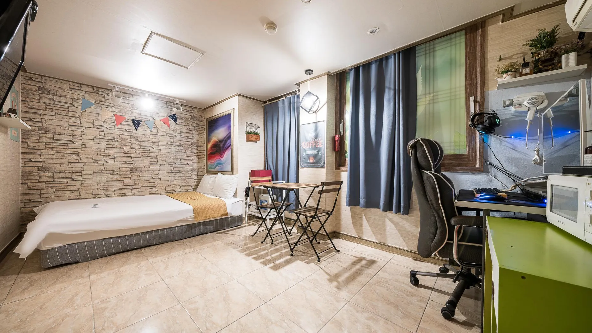 창원 팔용동 타임