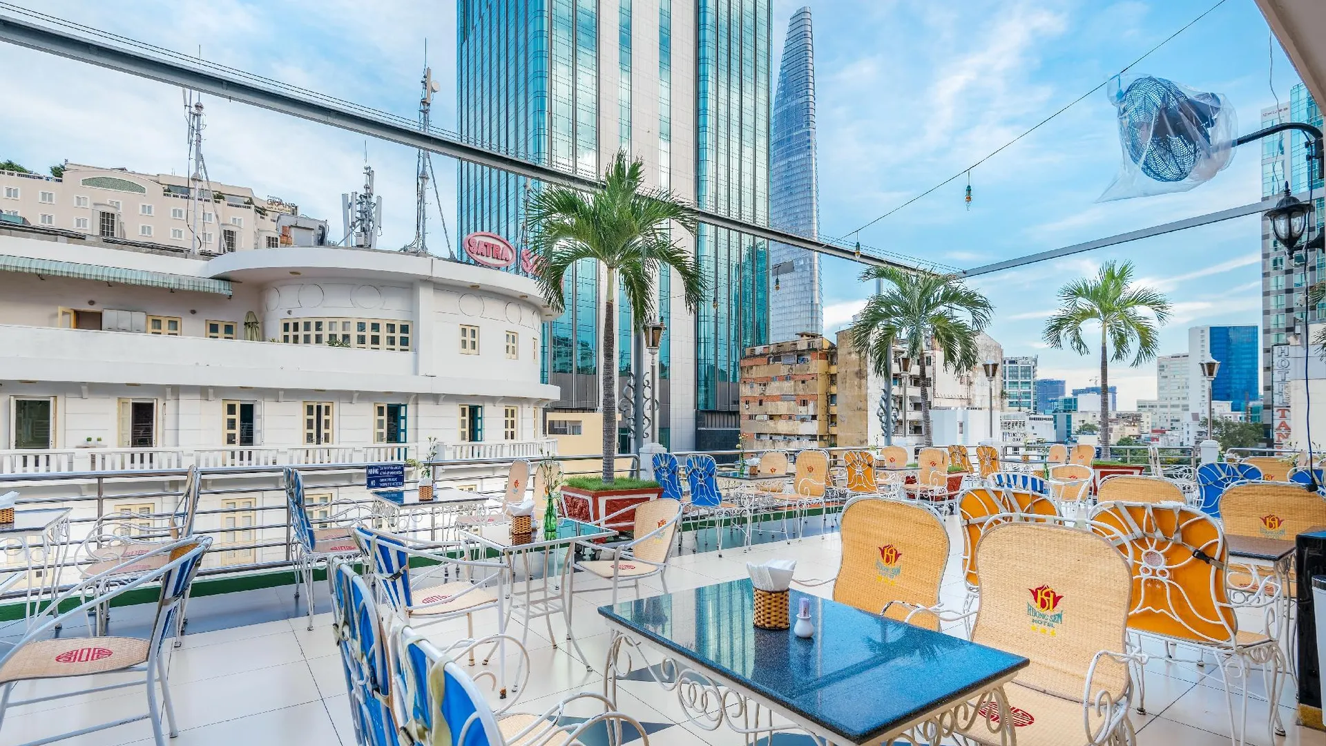 호치민 후옹센 호텔 3성급 호텔 스위트룸