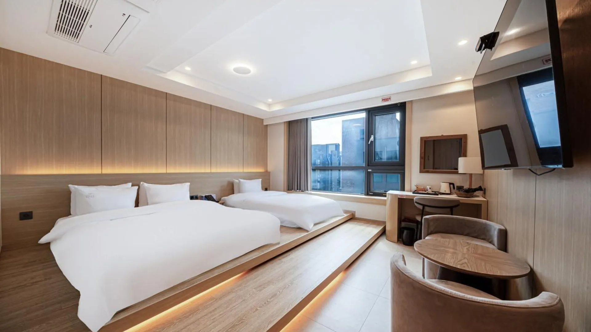 울산 에이치 에비뉴 울산 삼산점 호텔 객실