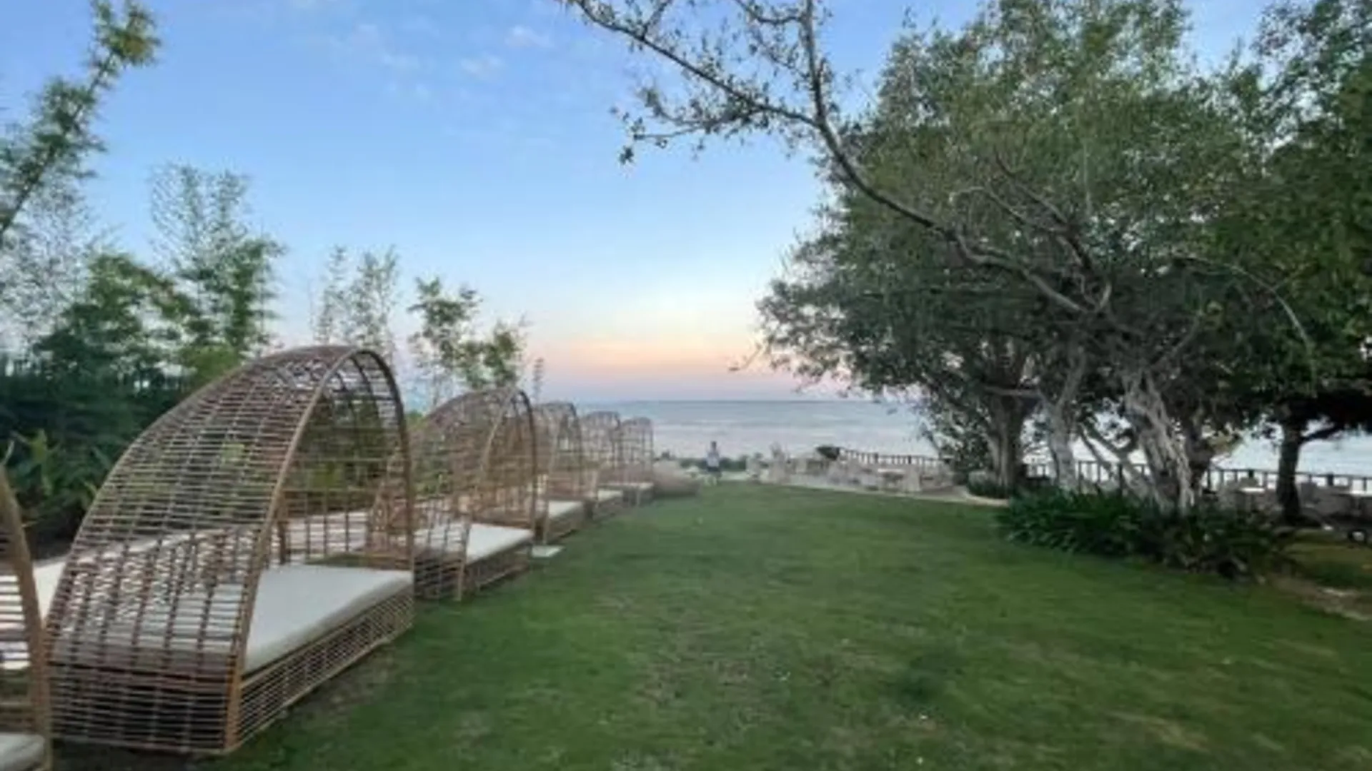 세부 막탄 뉴타운 콘도 5성급 호텔 레스토랑