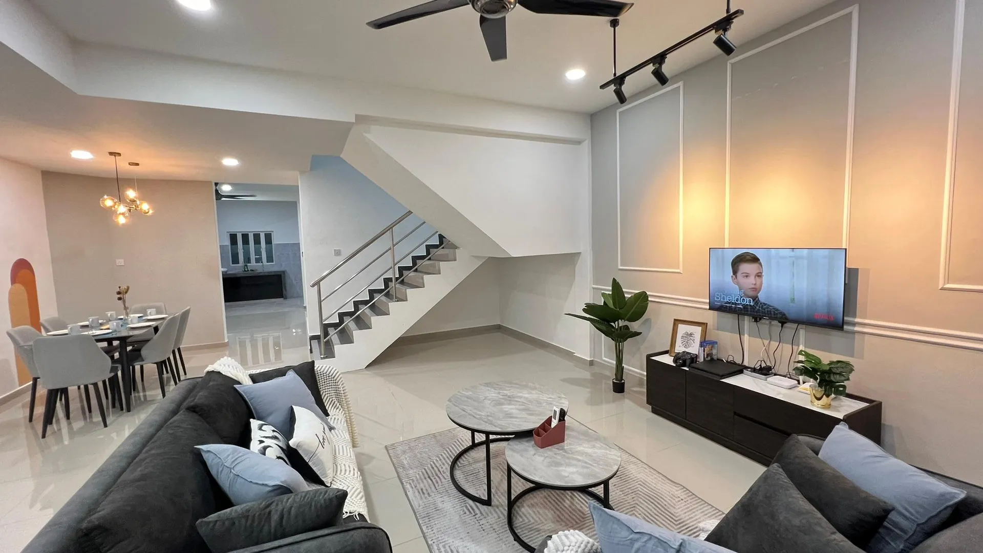 쿠안탄 쿠안탄 시티의 아파트먼트 (230m², 침실 4개, 프라이빗 욕실 3개) 4성급 게스트하우스 객실