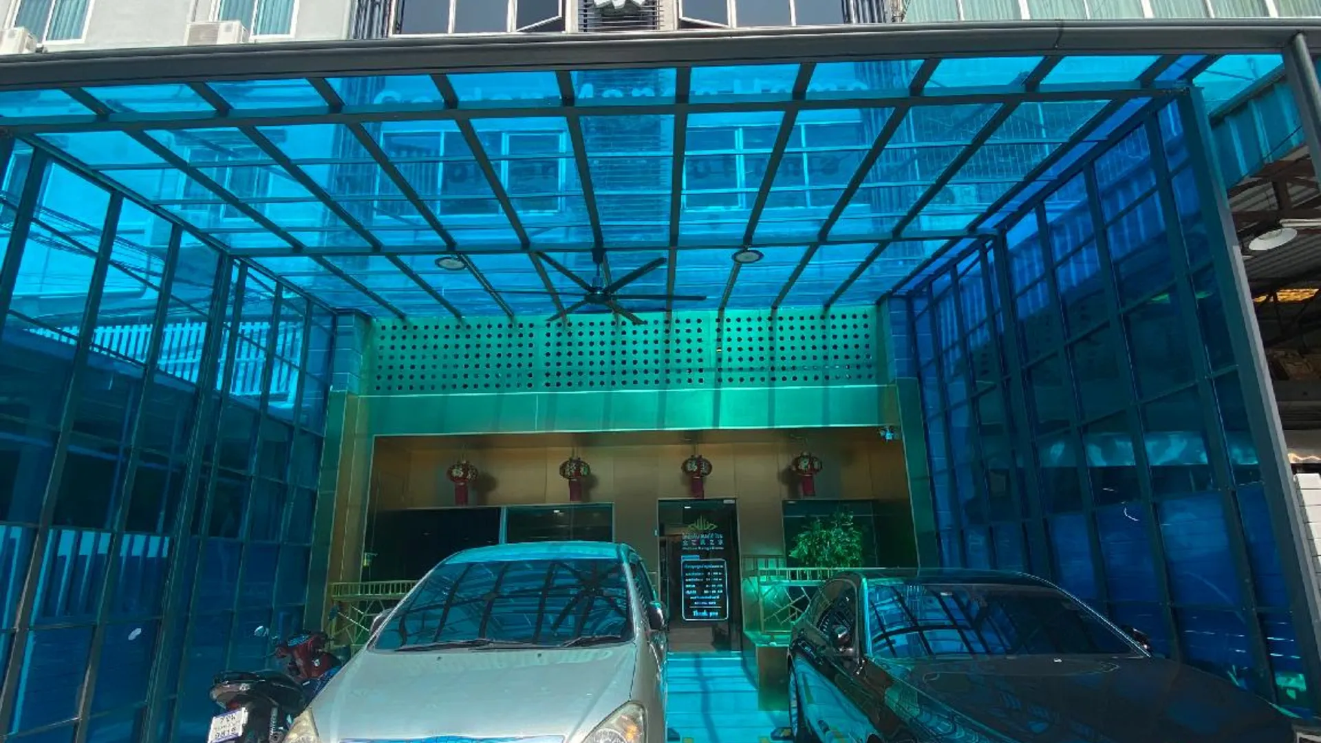 방콕 골든망고 홈 호텔 2성급 호텔 외관