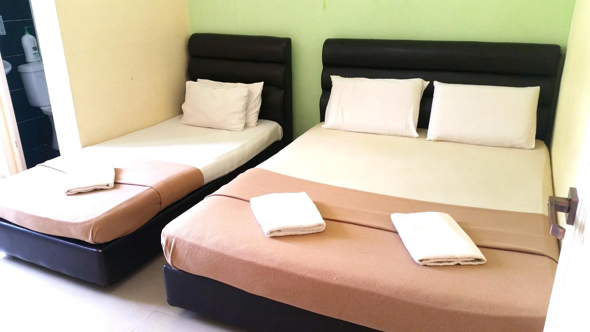 구아무상 디나 호텔 2성급 호텔 레스토랑