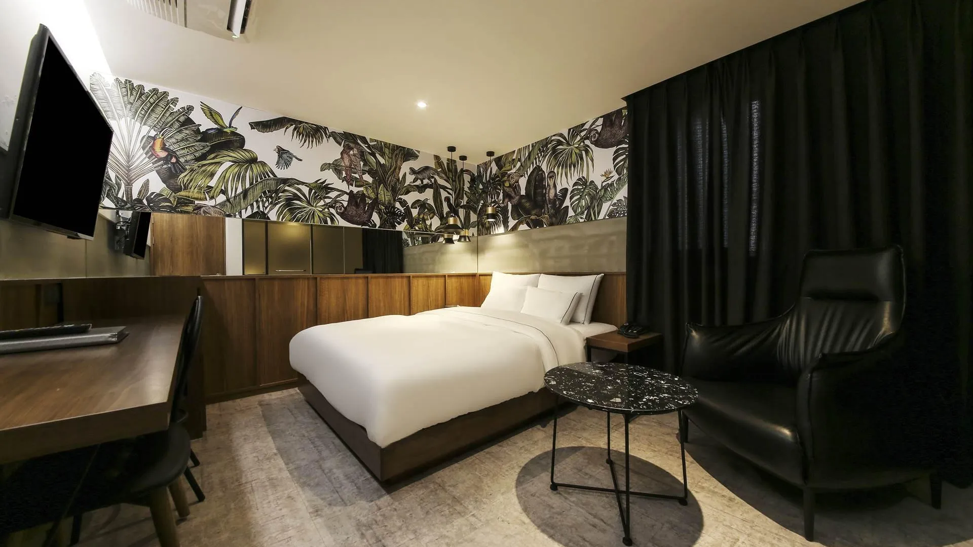 서울 신촌 포레스타 2성급 호텔 스위트룸