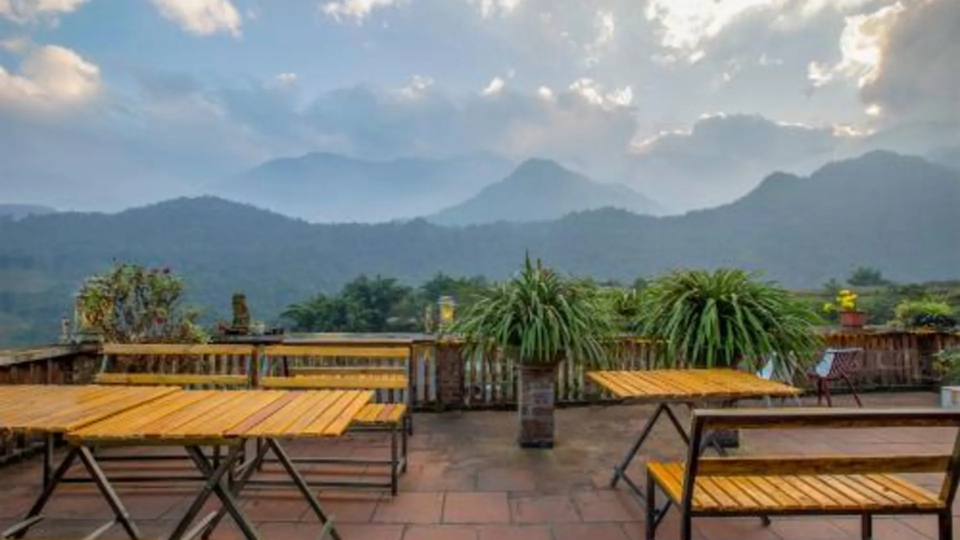 사파 Stone Paradise Homestay 4성급 게스트하우스 외관