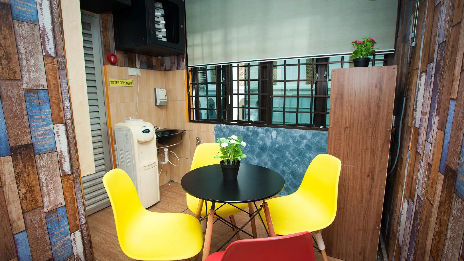 쿠알라테렝가누 DJ 시티 인 호텔 2성급 호텔 전망