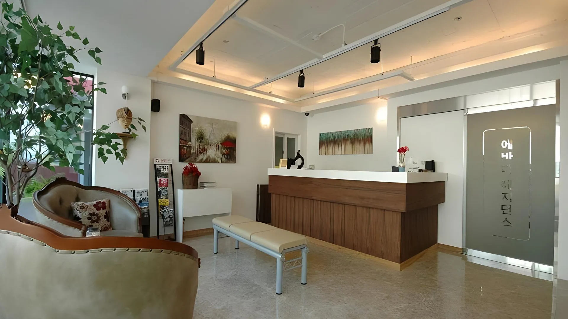 서울 이 레지던스 2성급 호텔 로비