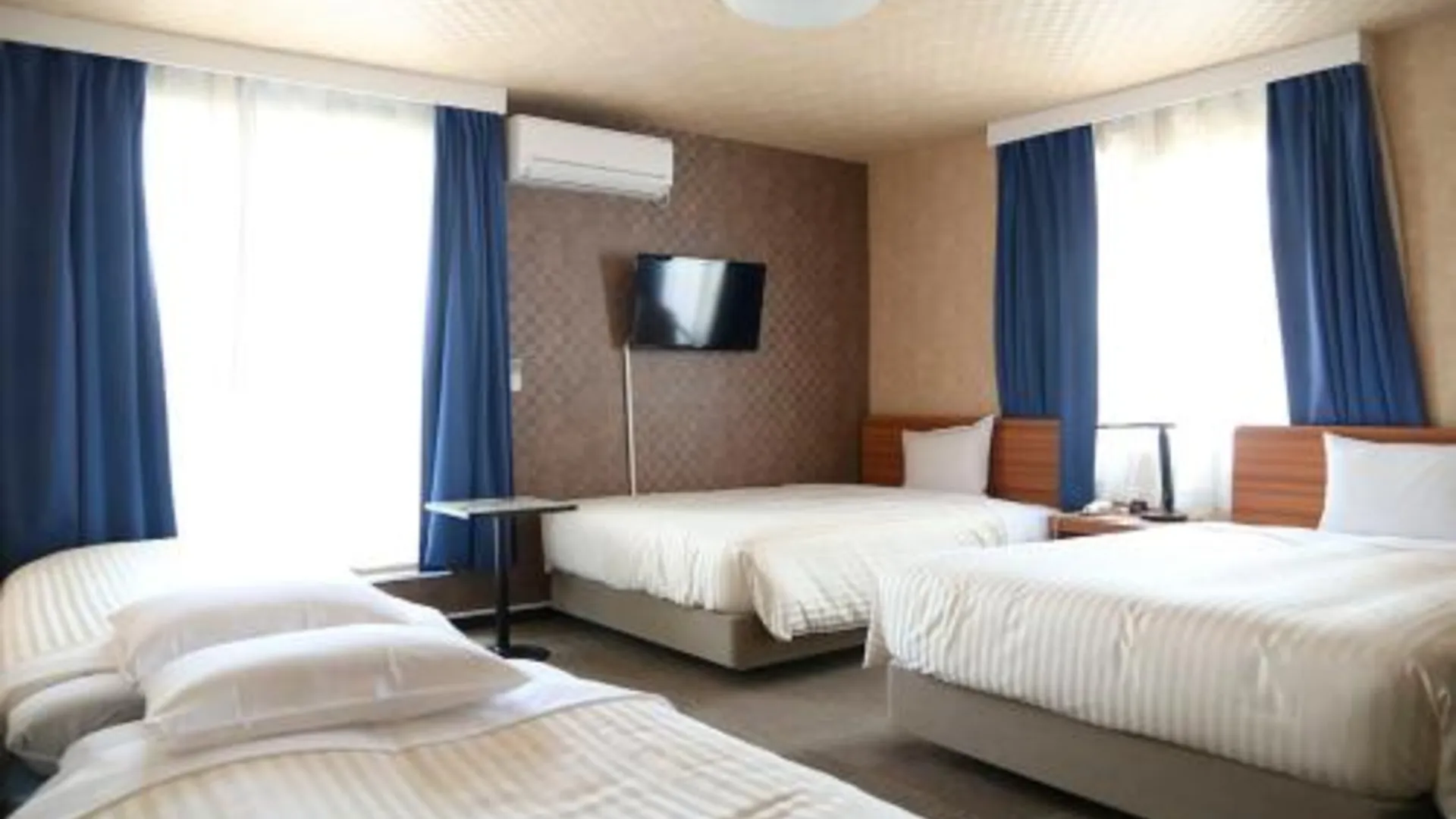 도쿄 / 동경 뉴 이즈 호텔 2성급 호텔 스위트룸