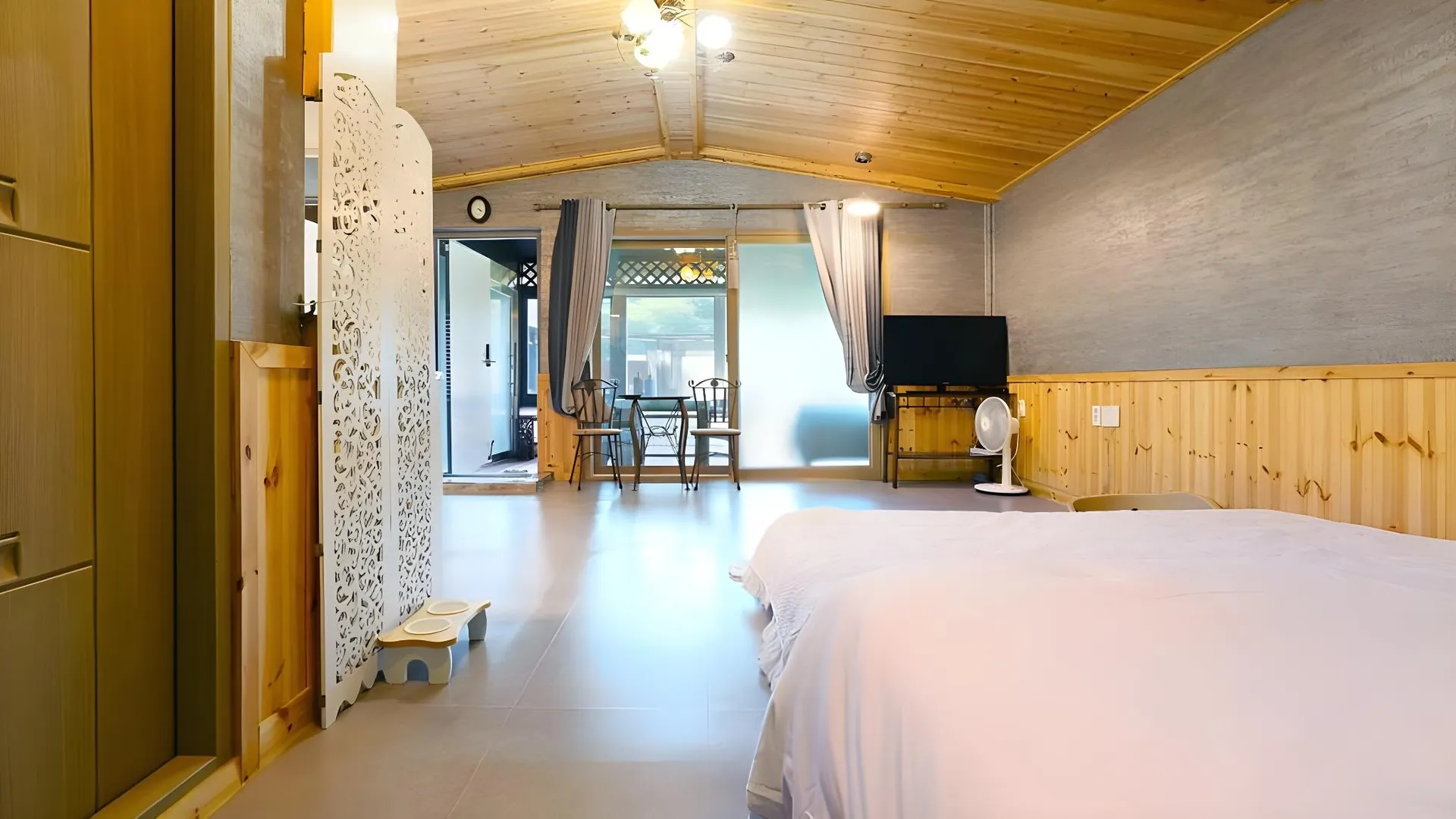 강릉 파인힐 애견 펜션 1성급 게스트하우스 스위트룸