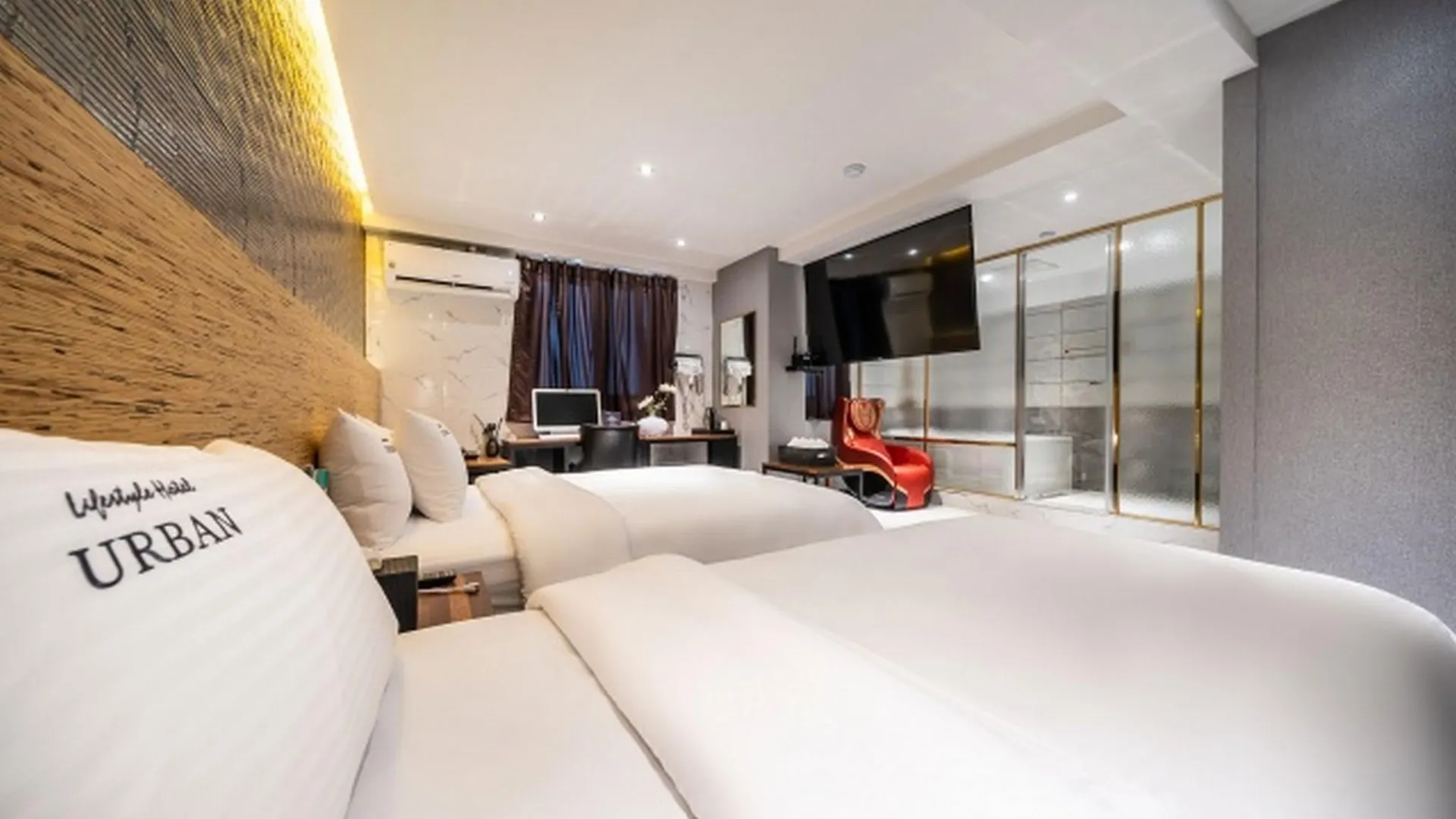 서울 잠실 어반 호텔 수영장