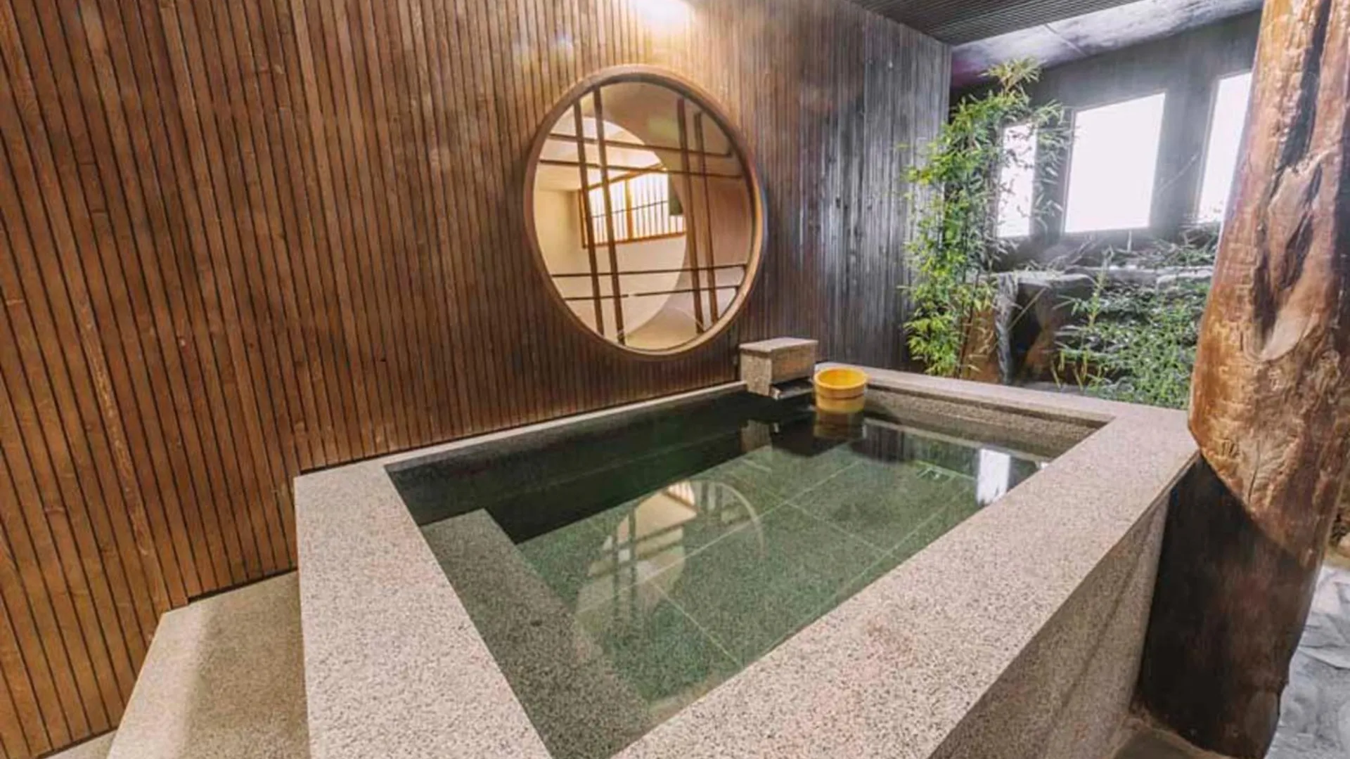 계룡시 대전 스테이인터뷰 장태산 2성급 게스트하우스 레스토랑