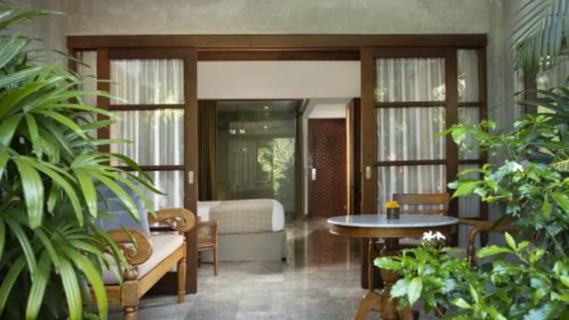 발리 아디와나 리조트 젬바완 4성급 호텔 부대시설