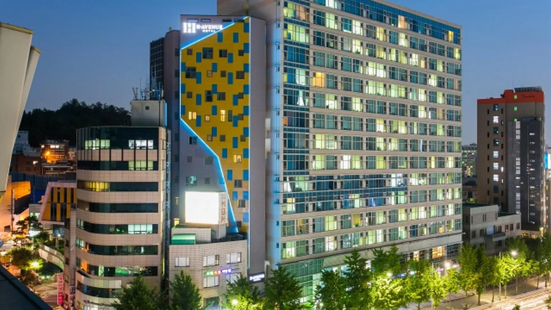 서울 H 에비뉴 호텔 이대 신촌점 3성급 호텔 객실