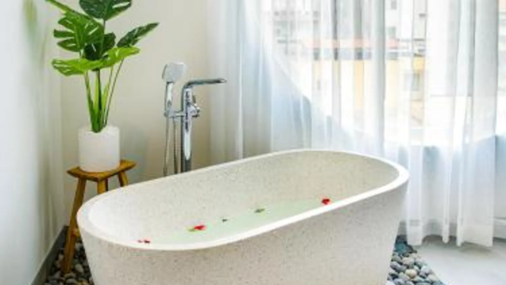 호치민 미앤더 사이공 3성급 호텔 외관