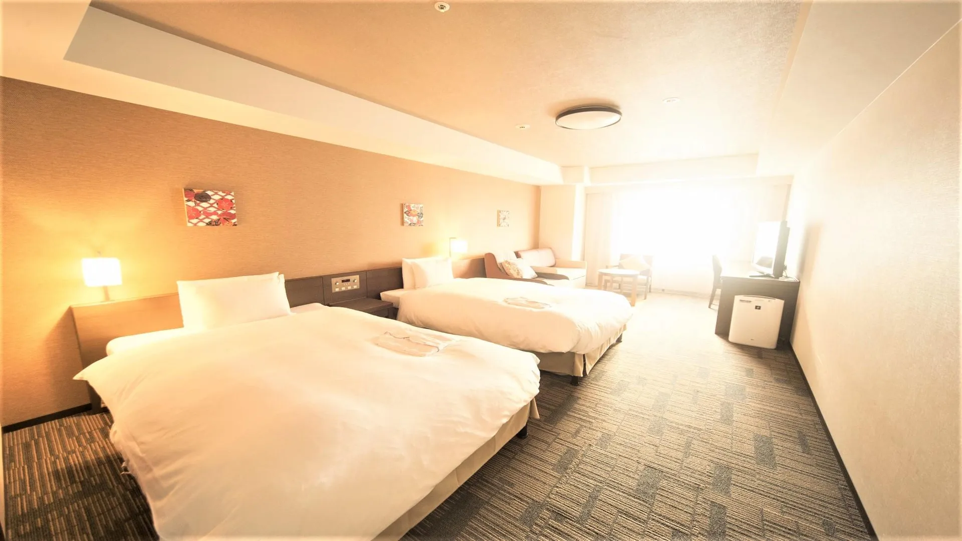 오키나와 본섬 다이와 로이네트 호텔 나하 오모로마치 3성급 호텔 스위트룸