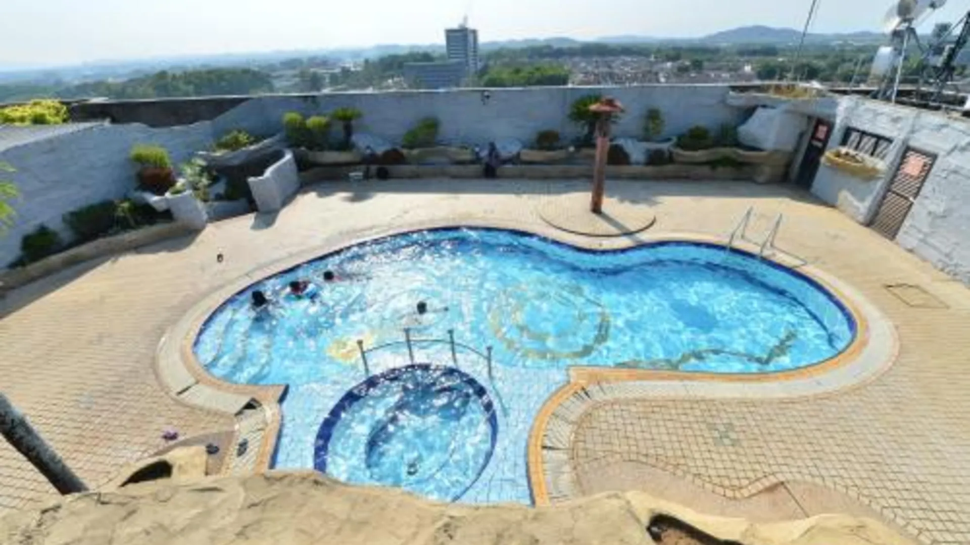 숭가이 페타니 에메랄드 푸테리 호텔 3성급 호텔 레스토랑