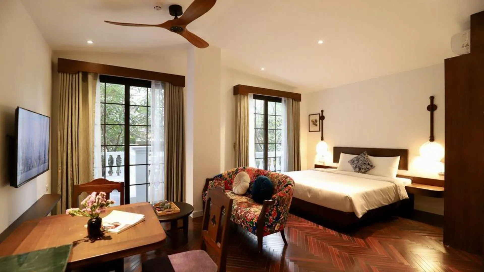 하노이 메종 냐 51 꽝칸 4성급 게스트하우스 객실