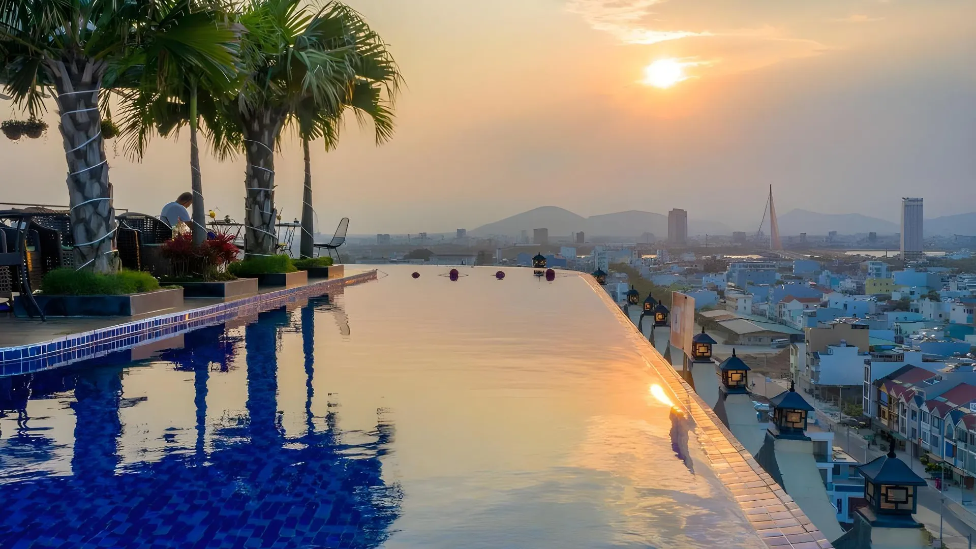 다낭 피비텔 퀸 3성급 호텔 스위트룸