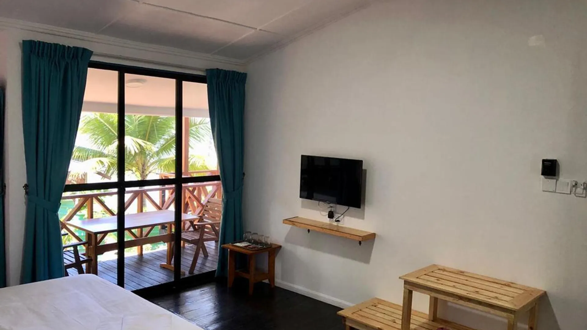 코타키나발루 씨사이드 트래블러스 인 3성급 호텔 스위트룸