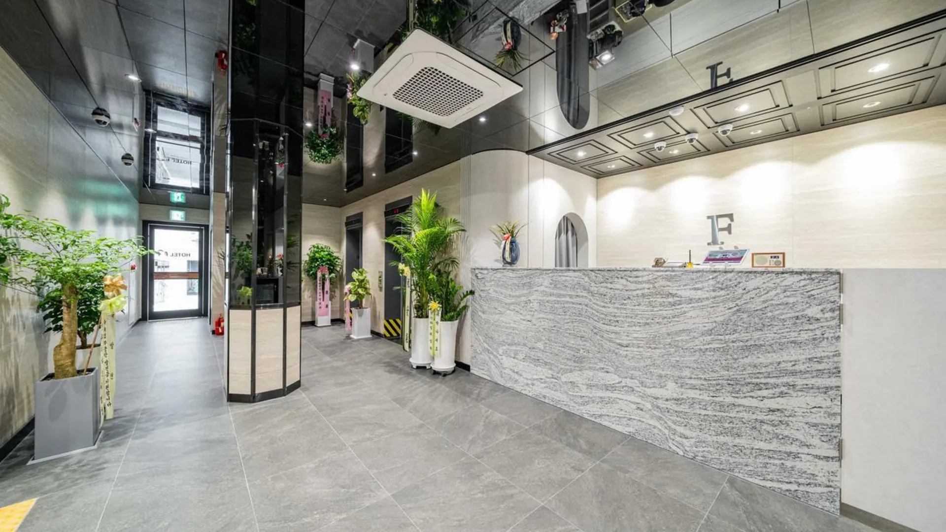 서울 F 호텔 영등포 3성급 호텔 부대시설