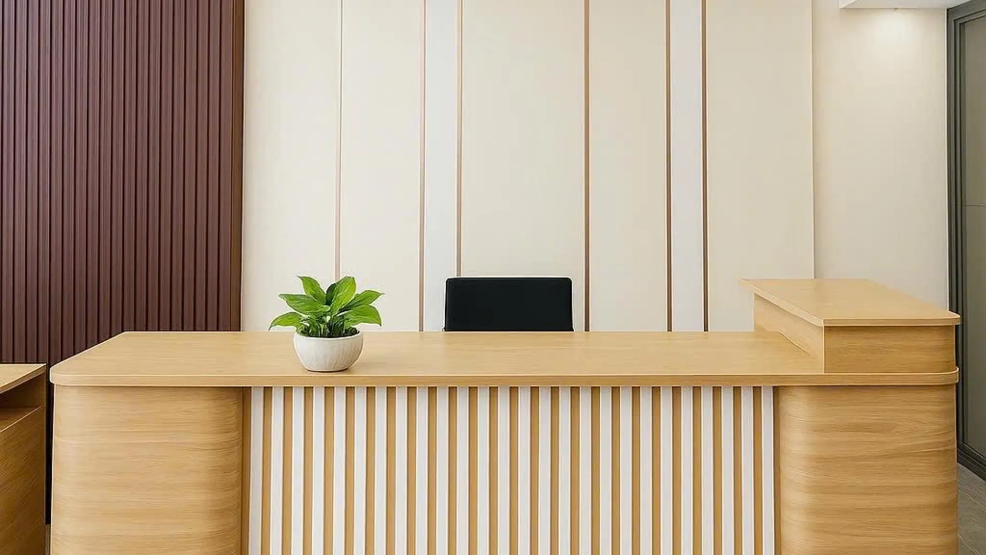 호치민 K&T 호텔 산 바이 TSN-150m 투 냐 가 T3 3성급 호텔 수영장