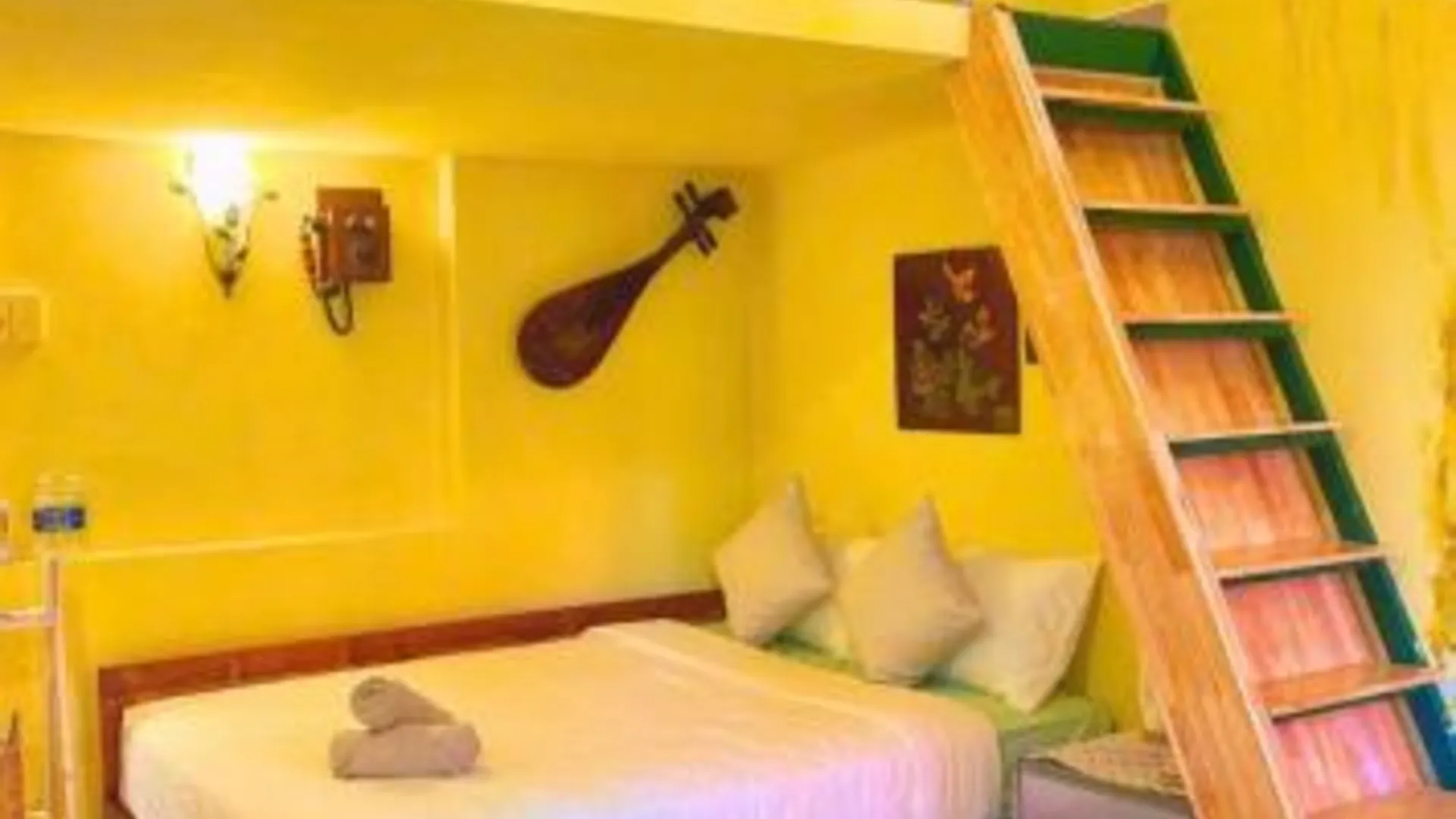 호치민 NEAR Ben Thanh Market - 2Beds Vintage Duplex 1성급 싱글룸 레스토랑