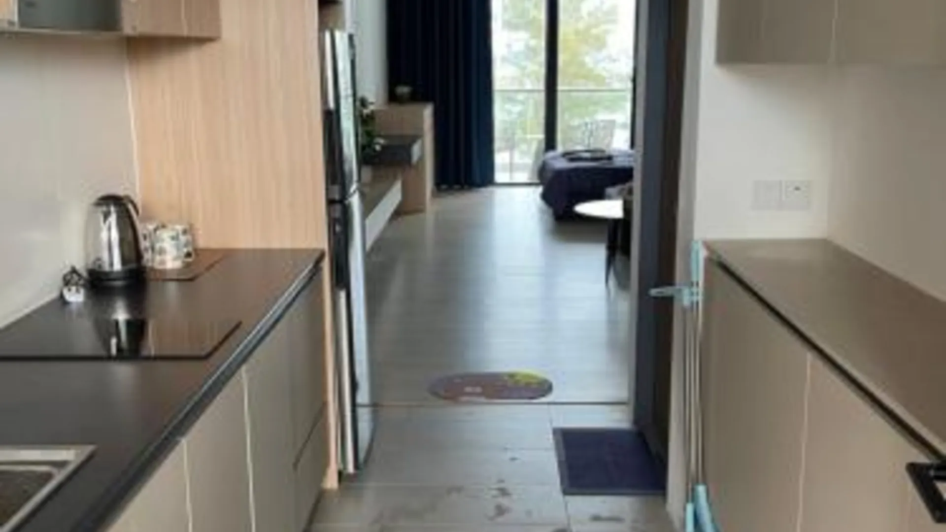 세마탄 Sematan Roxy Beach Apartment  5성급 호텔 레스토랑