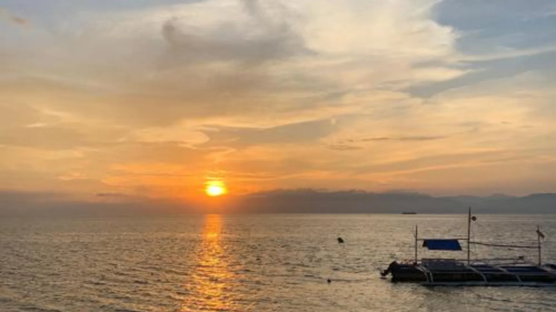 세부 코코넛 인 모알보알 1성급 호텔 로비