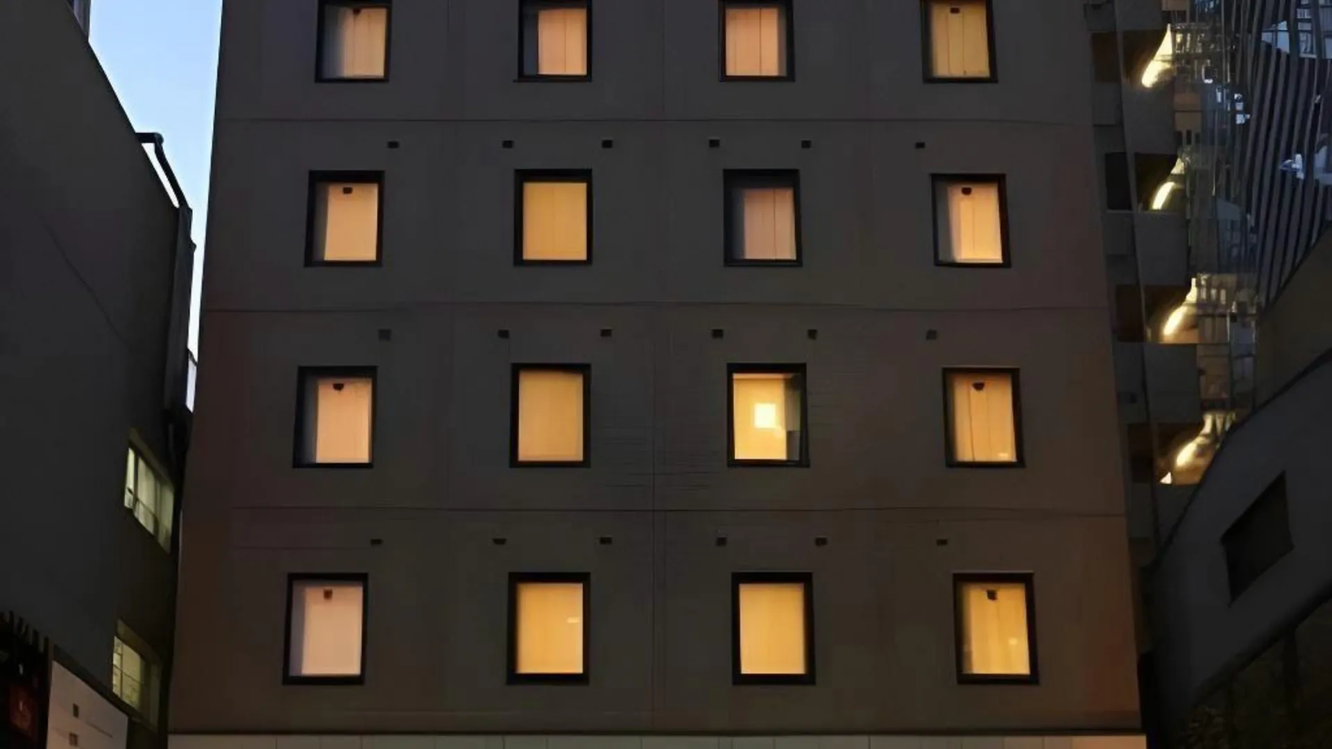 도쿄 / 동경 더 b 오차노미즈 3성급 호텔 수영장