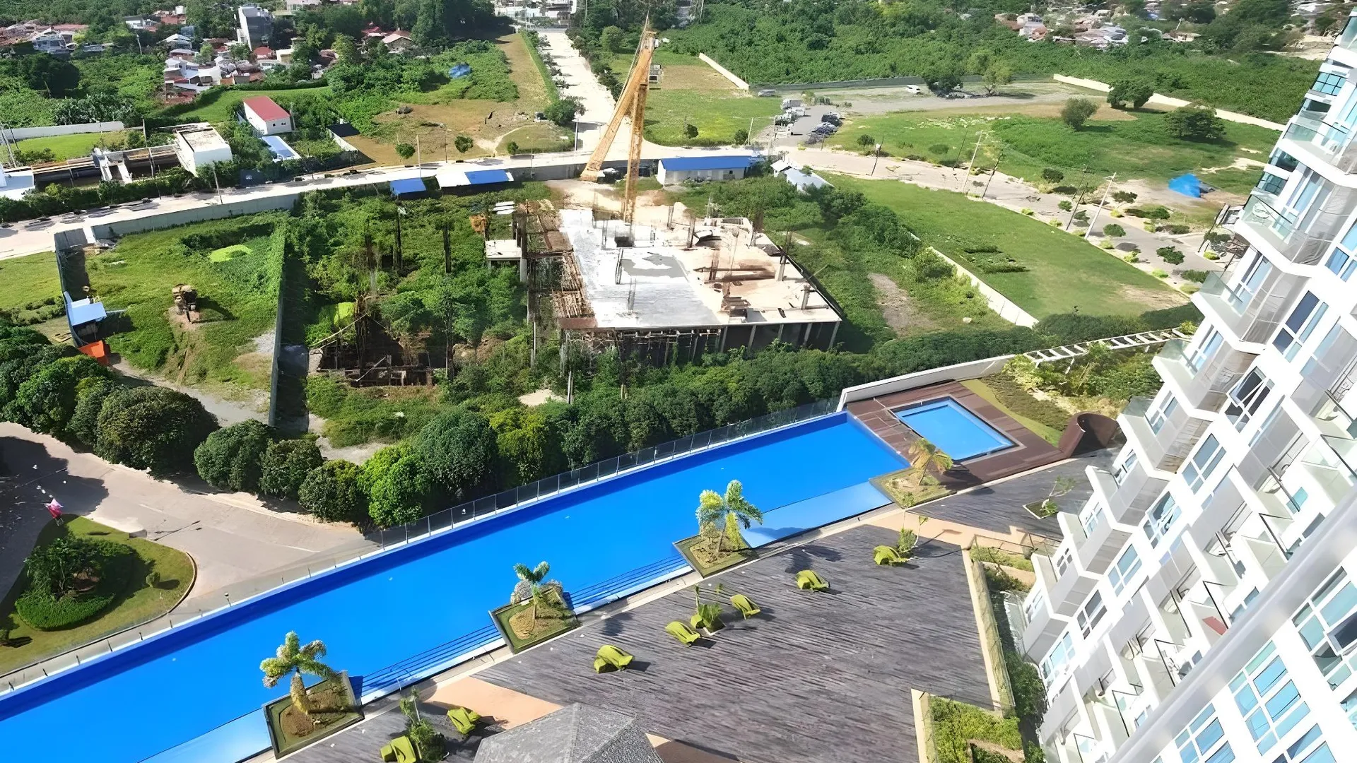 세부 막탄 뉴타운 스페이셔스 콘도 위드 풀 에어포트 근처 5성급 싱글룸 수영장