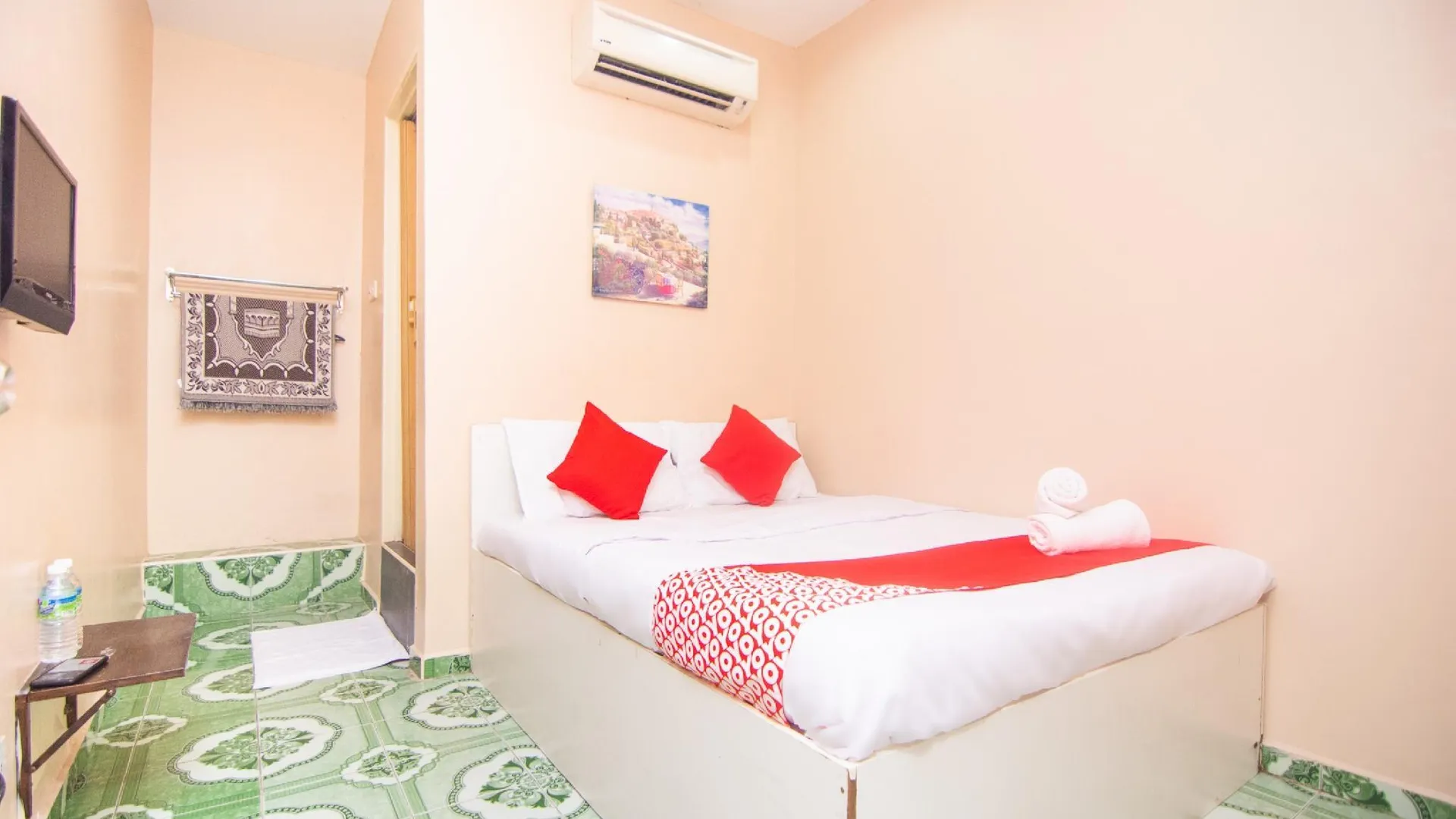 탄종 말림 (페락) Hotel O Hajah Rohayah 3성급 호텔 스위트룸