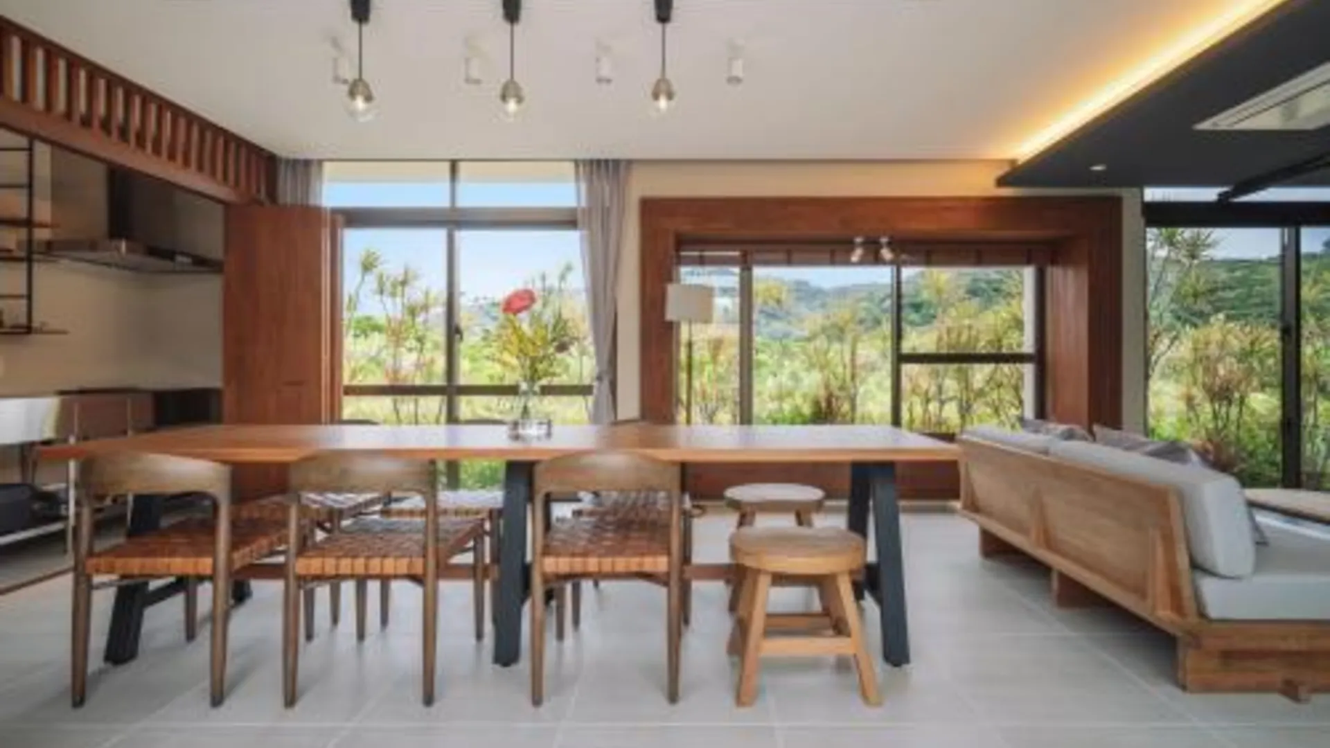 오키나와 본섬 Reflexion Villas GLANZ by Relapool 4성급 게스트하우스 로비