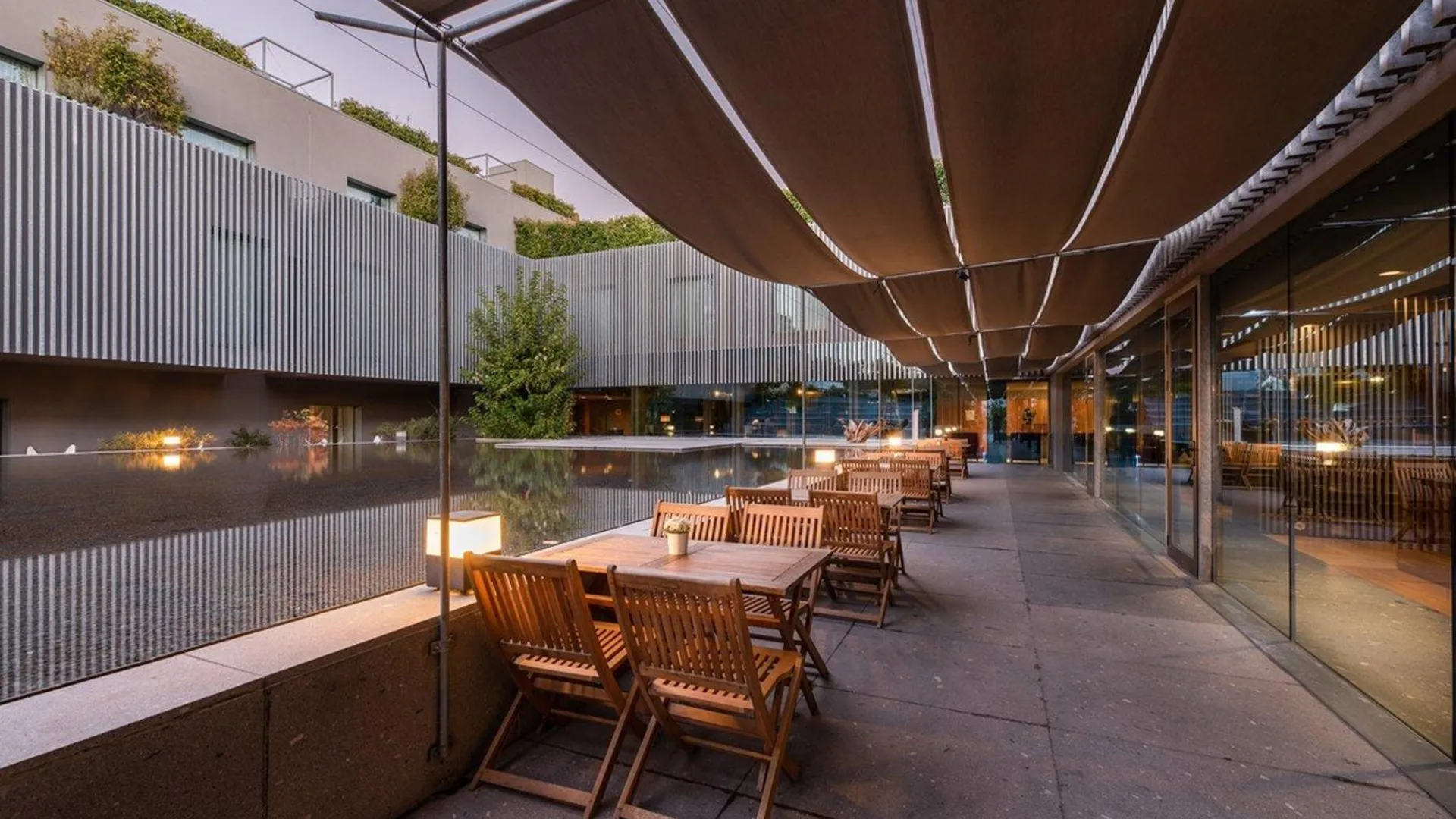 귀마레스 Santa Luzia ArtHotel. 4성급 호텔 레스토랑