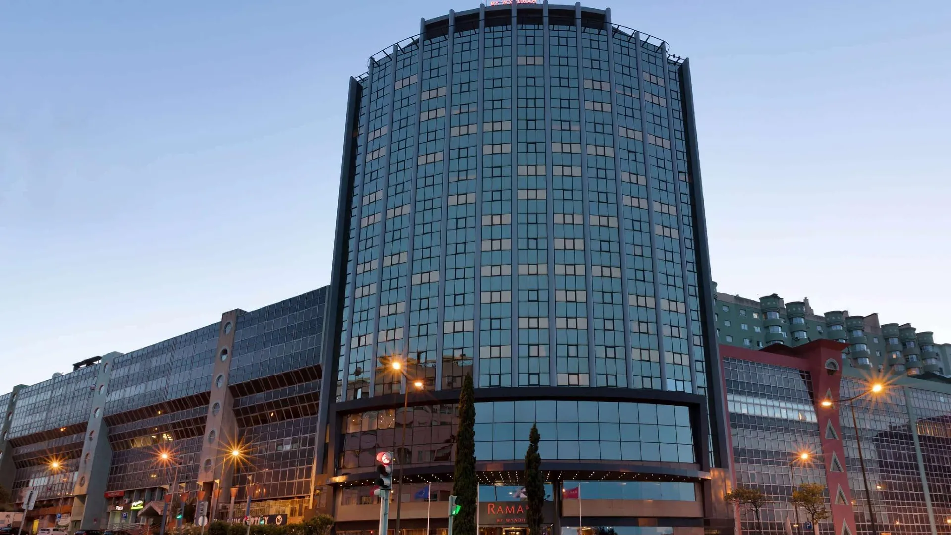 리스본 라마다 바이 윈덤 리스본 4성급 호텔 객실