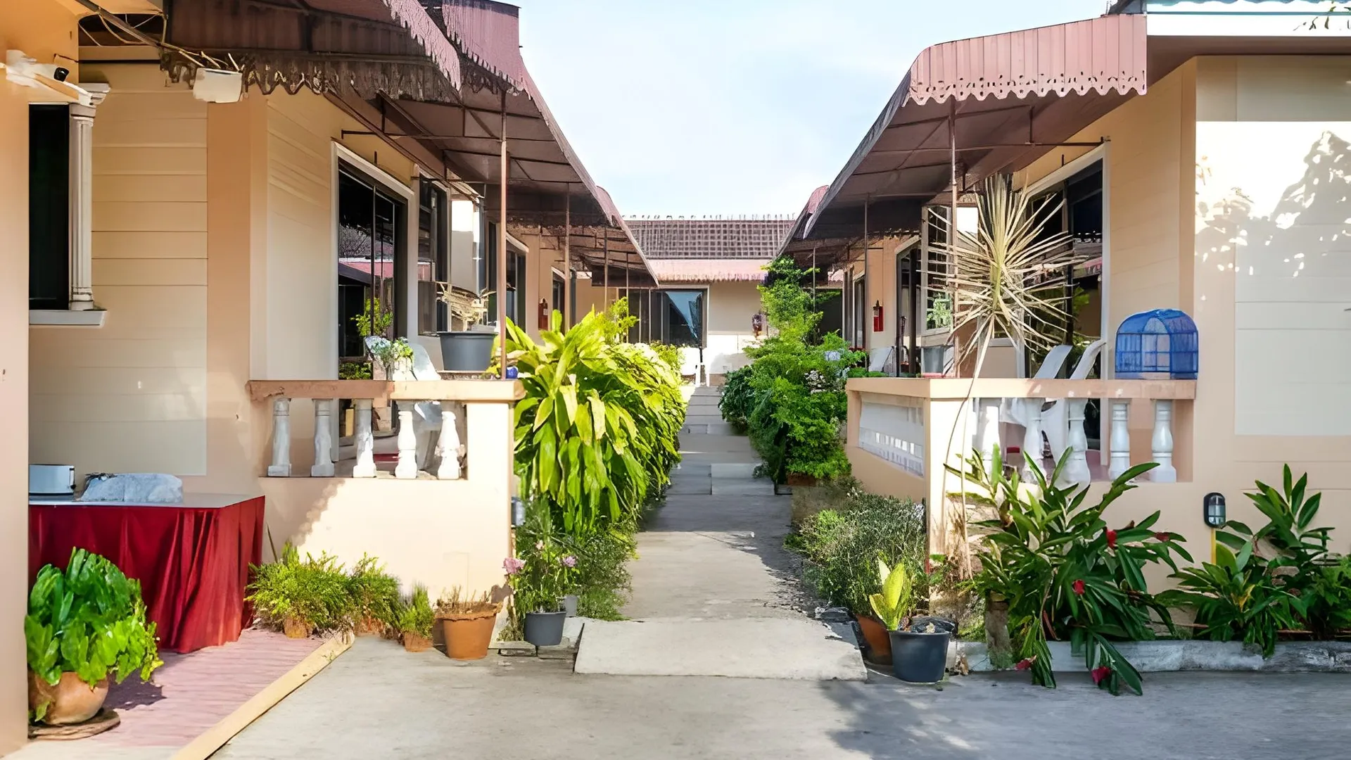 푸켓 나이양 코티지 1성급 호텔 로비