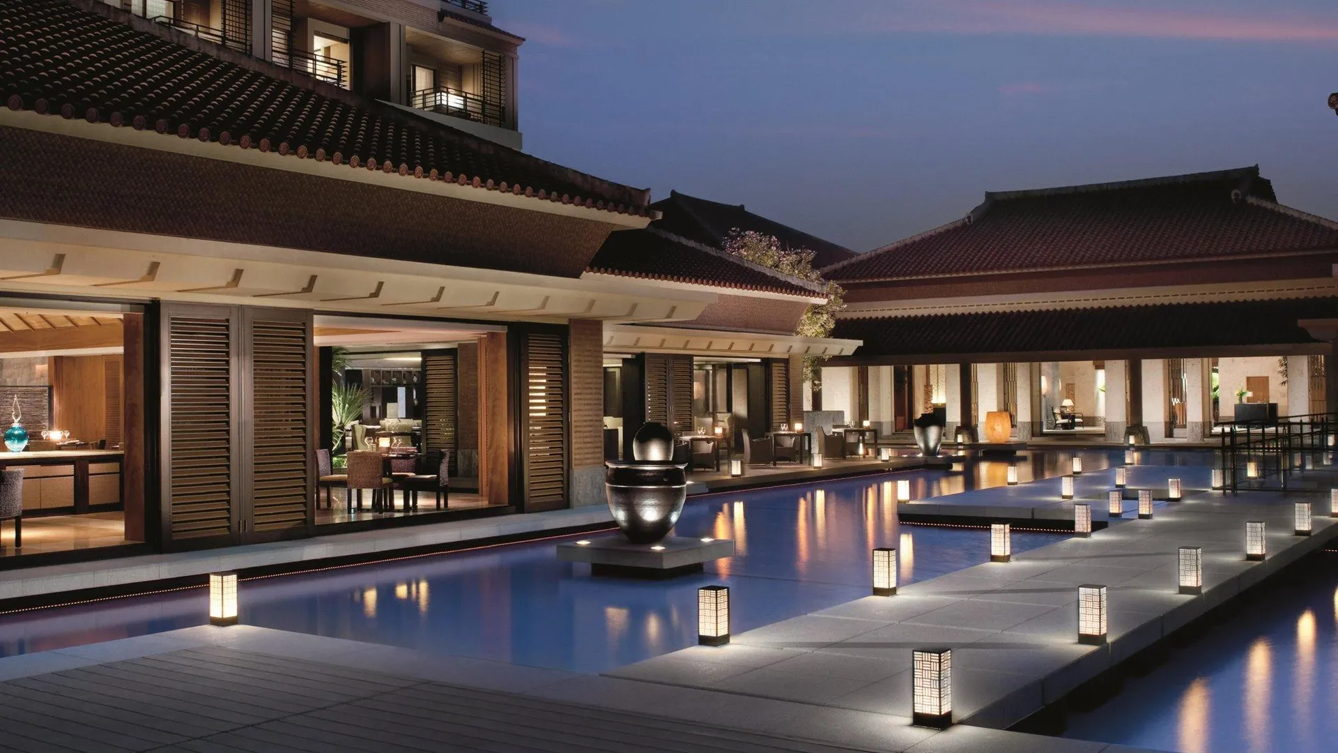 오키나와 본섬 리츠칼튼, 오키나와 5성급 호텔 레스토랑