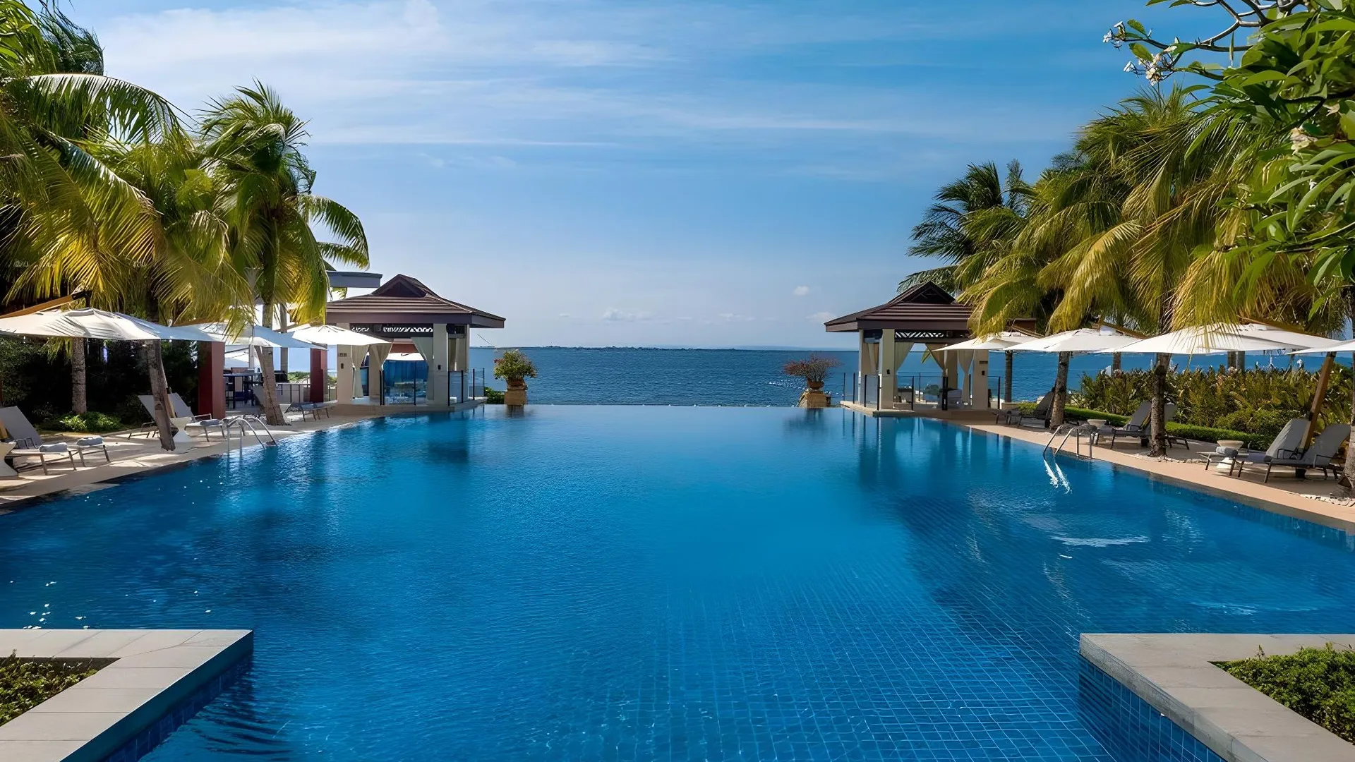 세부 크림슨 리조트 앤 스파 막탄, 세부 5성급 호텔 객실