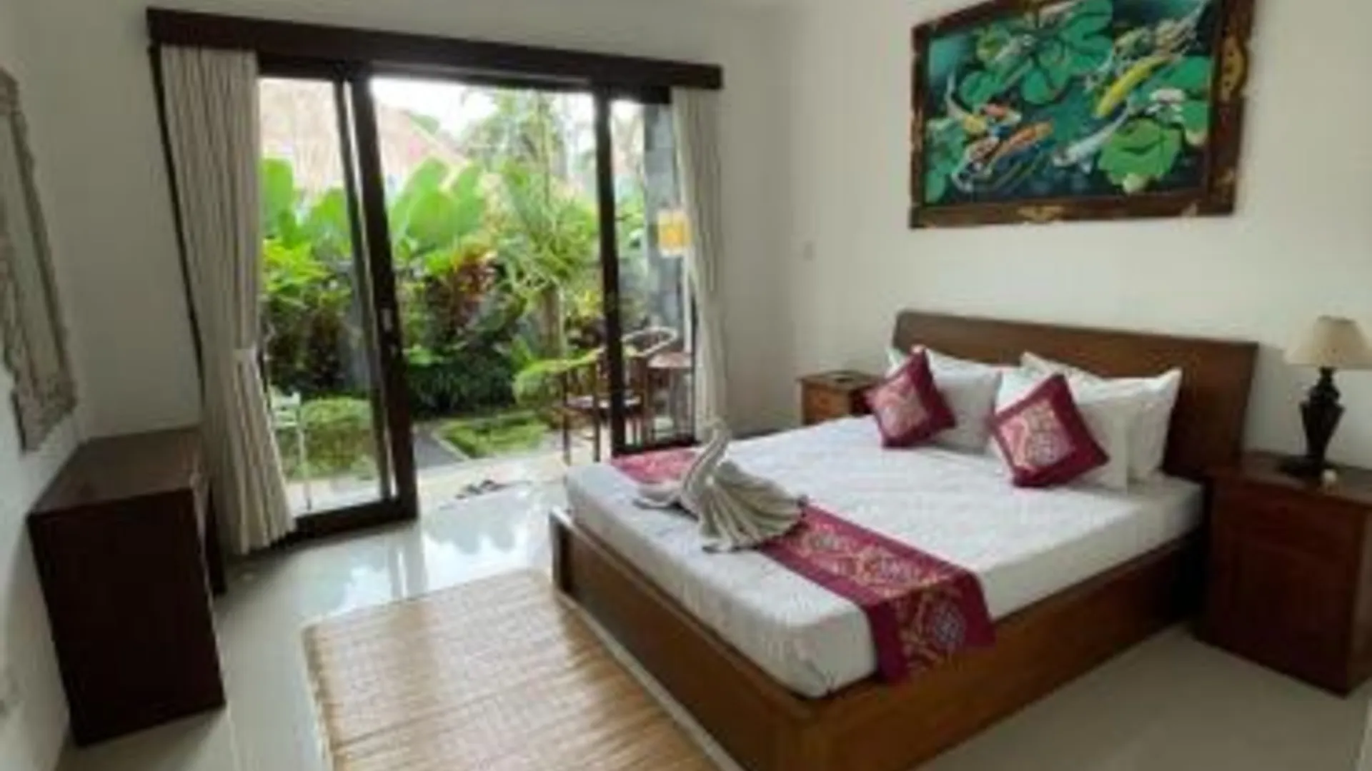 발리 누그라하 게스트하우스 2 1성급 호텔 스위트룸