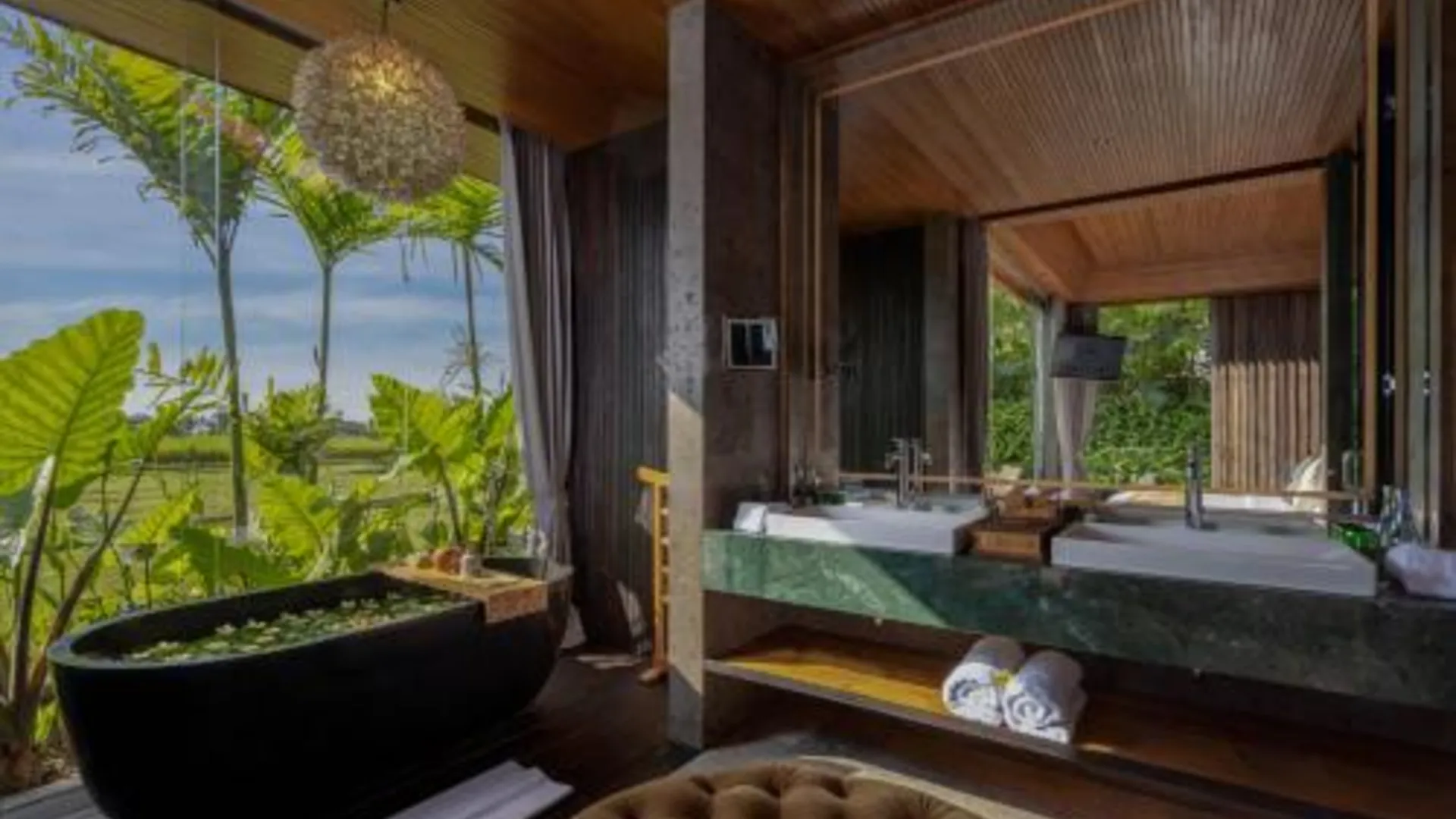 발리 그다스 발리 헬스 앤 웰니스 리조트 성인 전용 5성급 호텔 객실