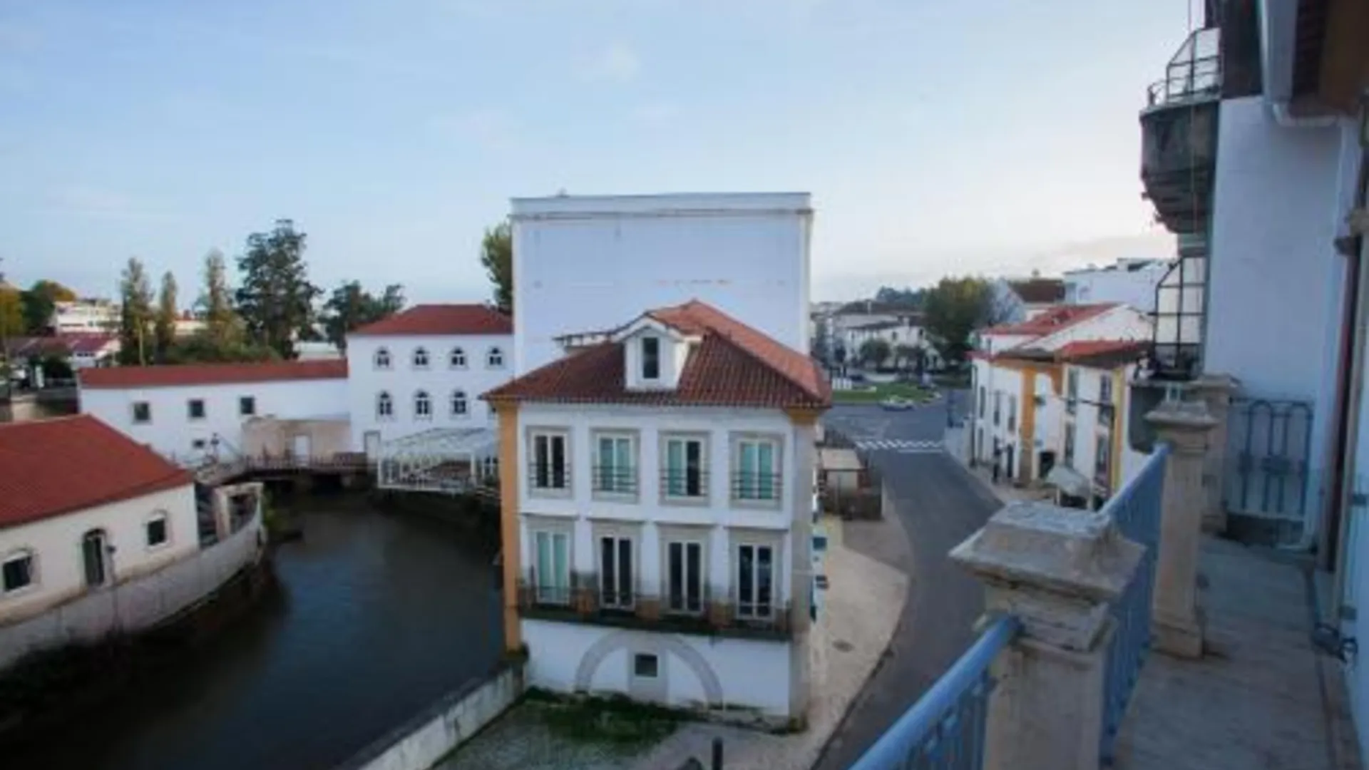 토마르 토마 스토리 - 게스트 하우스 3성급 호텔 수영장