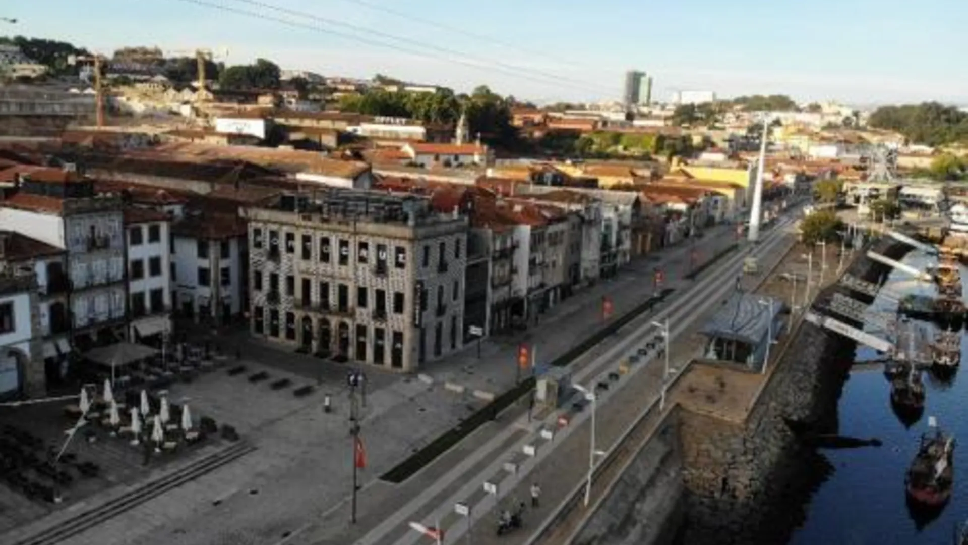 빌라 노바 드 가이아 Groove-Wood Loft 4성급 싱글룸 객실