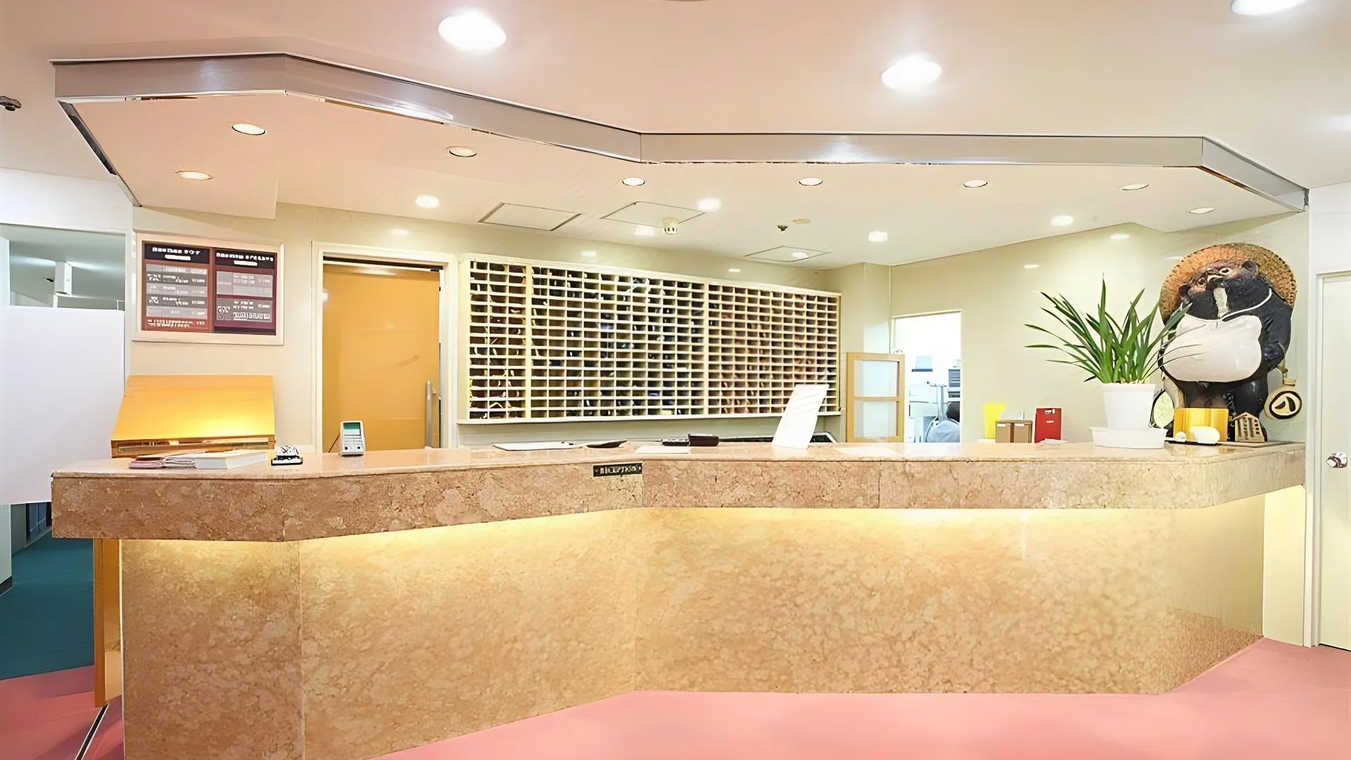 도쿄 / 동경 신주쿠 쿠야쿠쇼마에 캡슐 호텔 1성급 호텔 전망