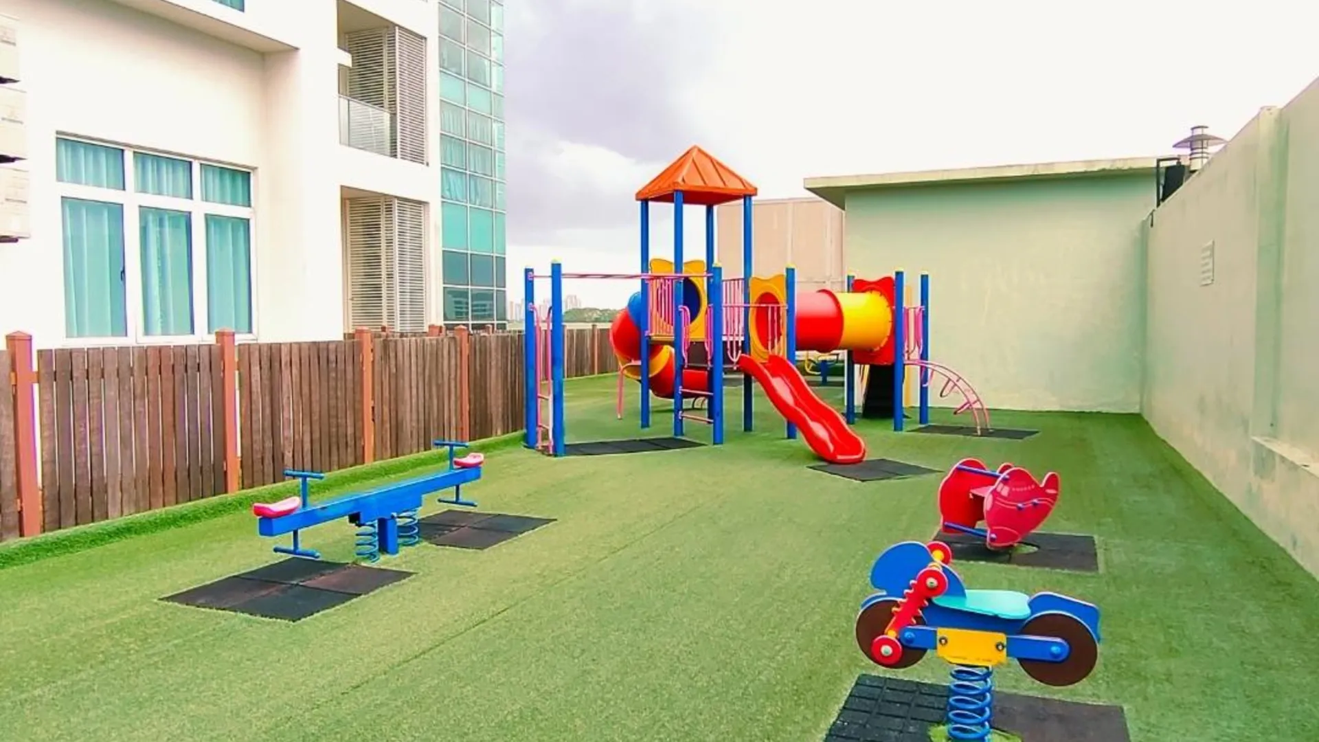 조호바루 / 조호르바루 조호바루 시내의 아파트먼트 (900m², 침실 2개, 프라이빗 욕실 2개) 5성급 싱글룸 부대시설