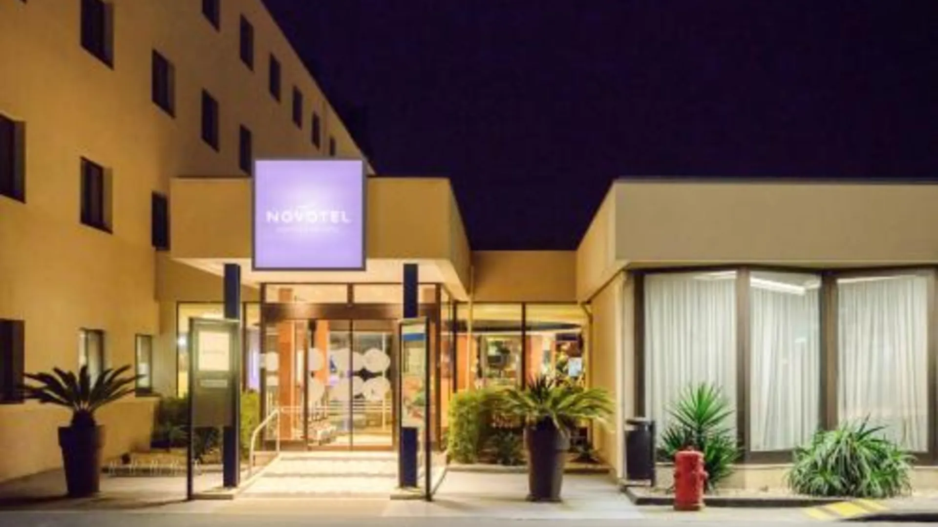 빌라 노바 드 가이아 노보텔 포르투 가이아 4성급 호텔 부대시설