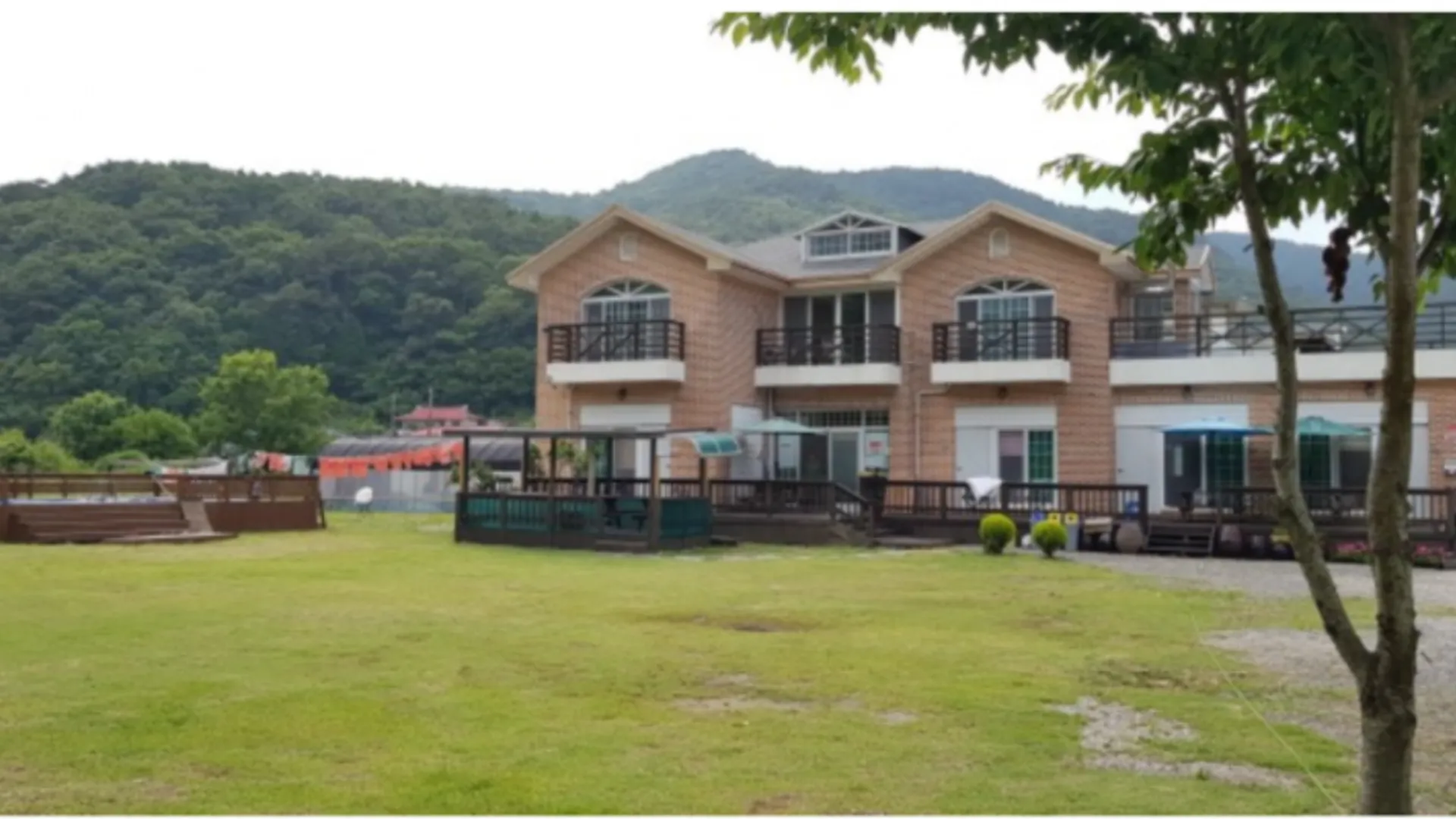 통영 통영 타샤의정원펜션 2성급 게스트하우스 로비