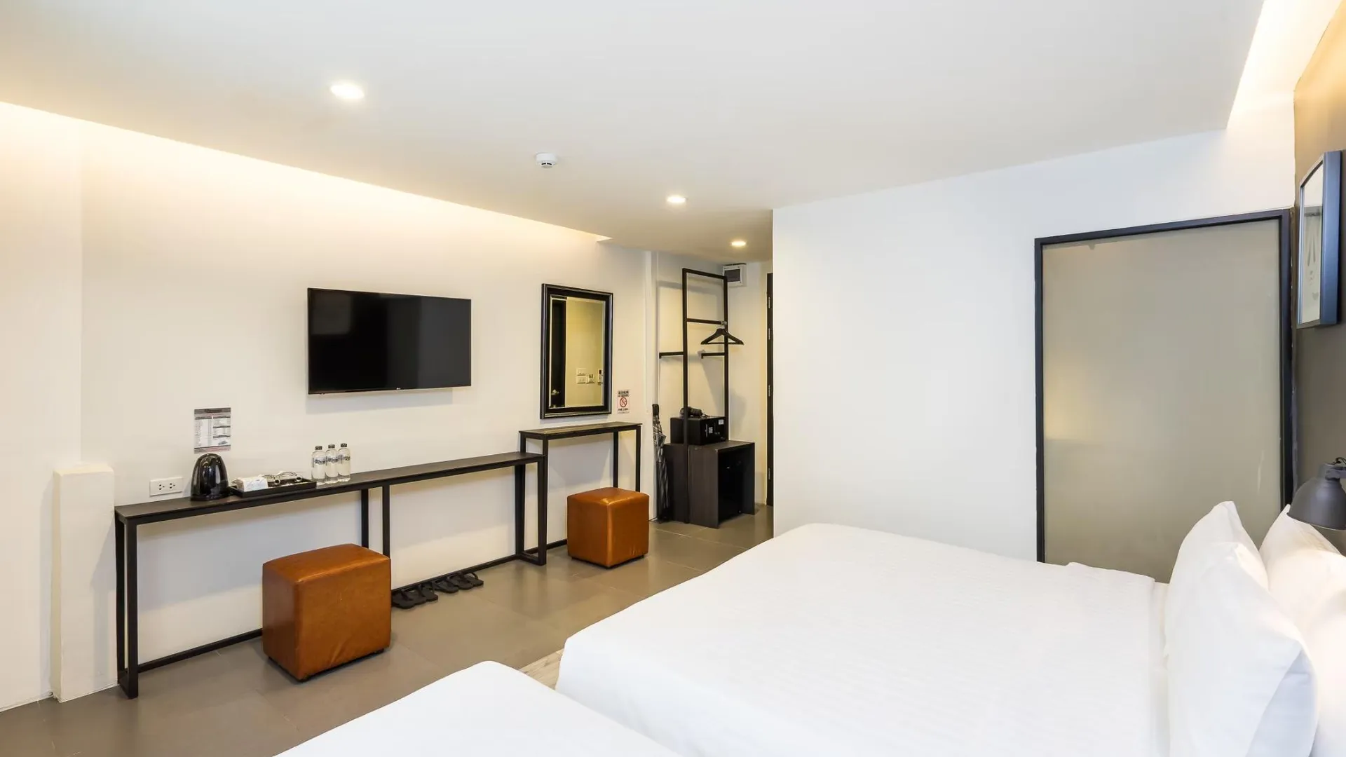 방콕 마윈 스페이스 3성급 호텔 스위트룸