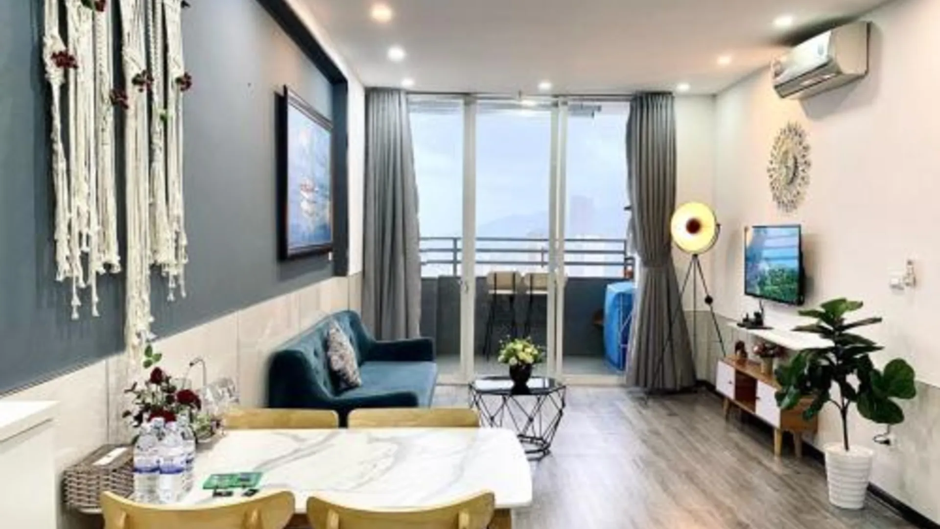 다낭 프억 미의 아파트먼트 (70m², 침실 2개, 프라이빗 욕실 2개) 5성급 게스트하우스 로비