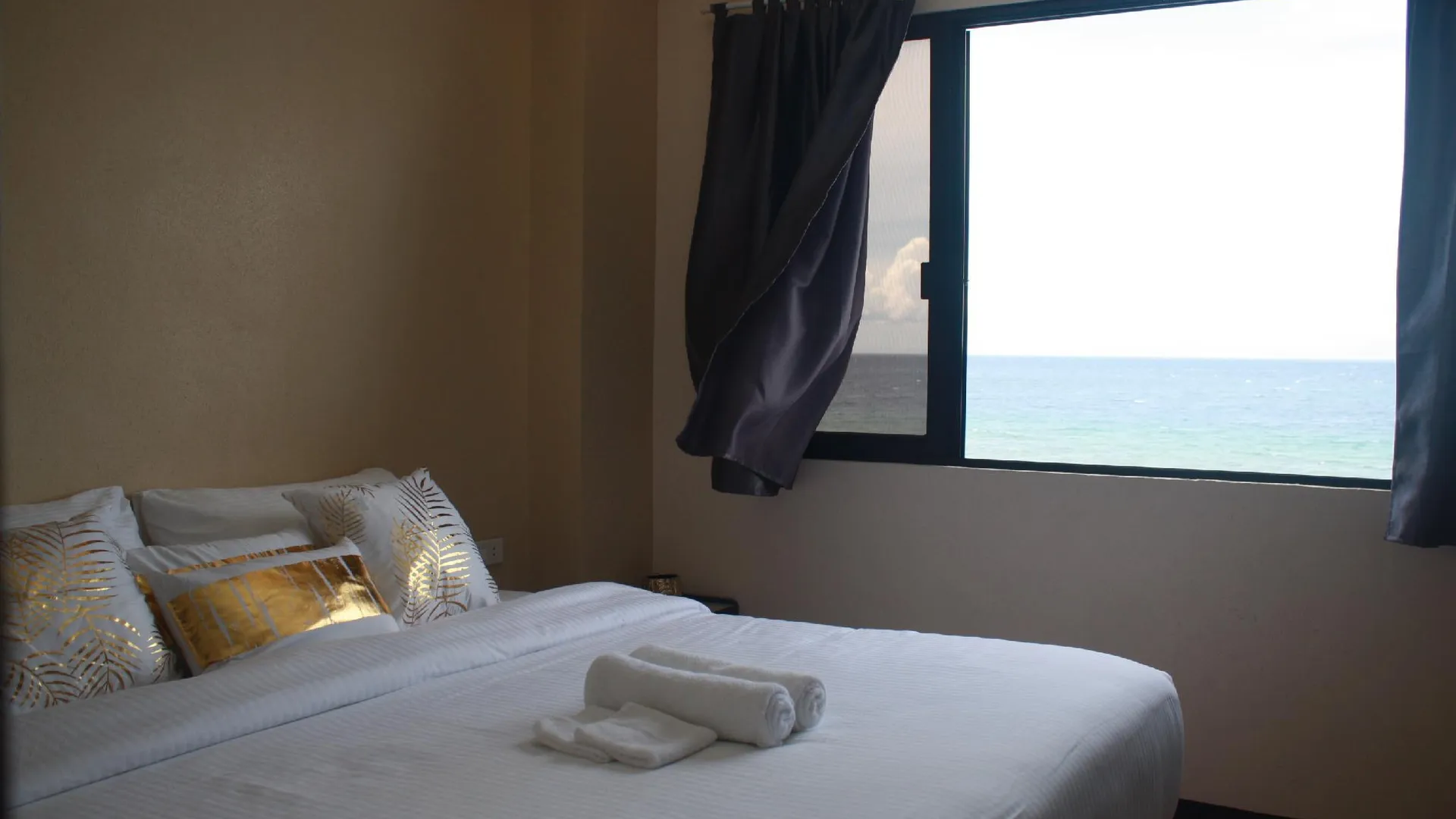 세부 바빌론 오슬롭 코스트 게스트하우스 2성급 호텔 객실