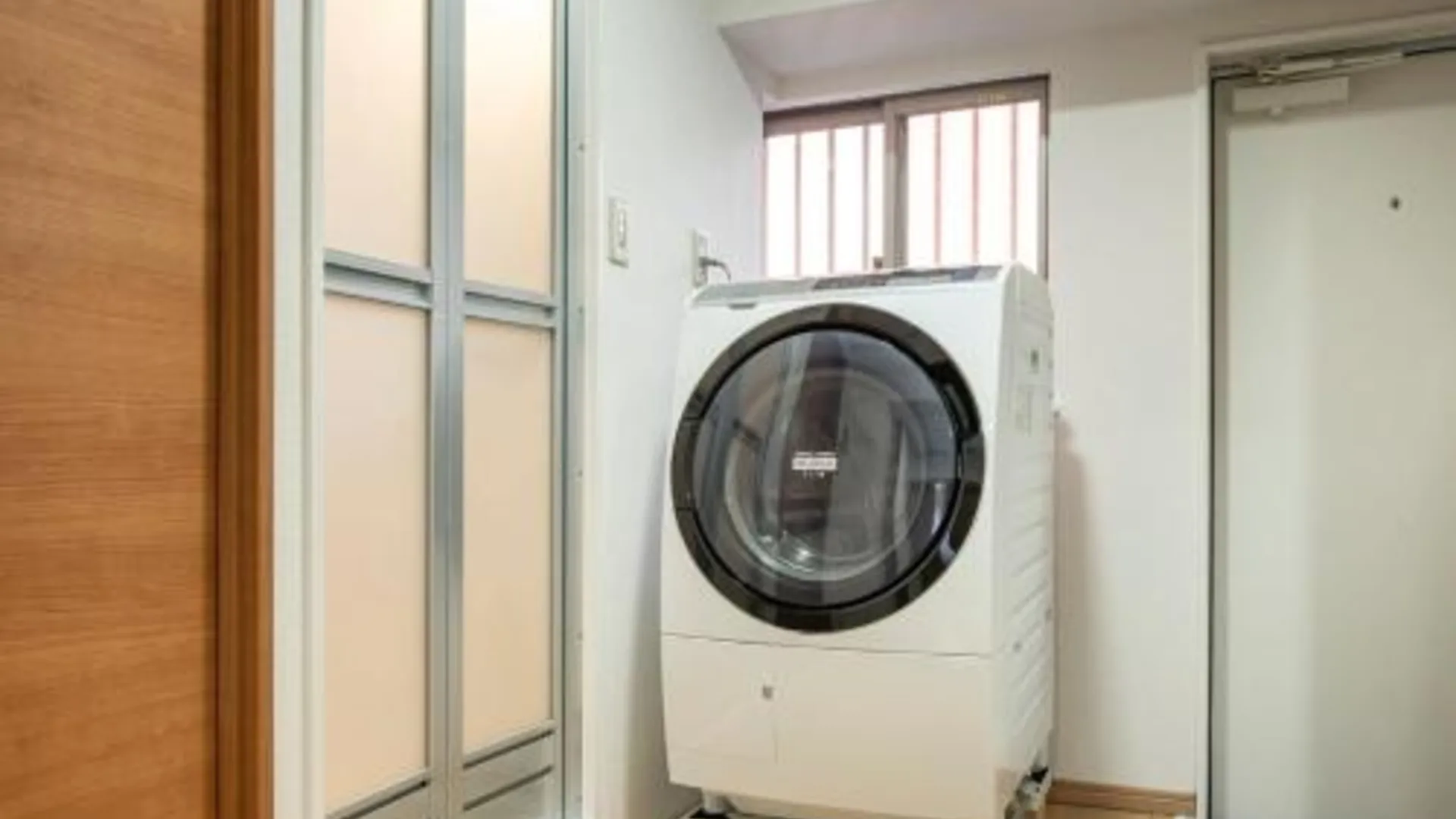 도쿄 / 동경 東京駅や秋葉原駅から電車でアクセス良好 2성급 싱글룸 전망