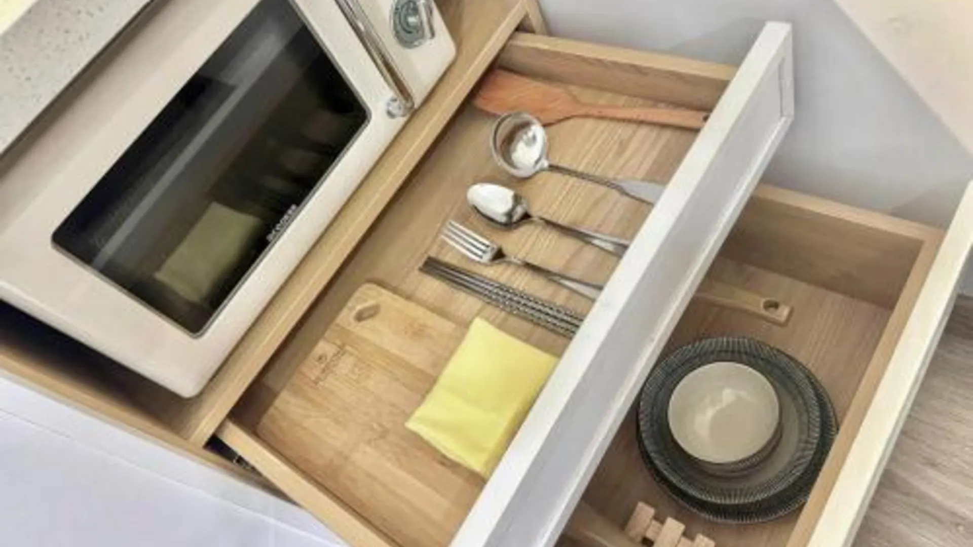 호치민 참스 호텔 앤 홈스테이 5성급 호텔 객실